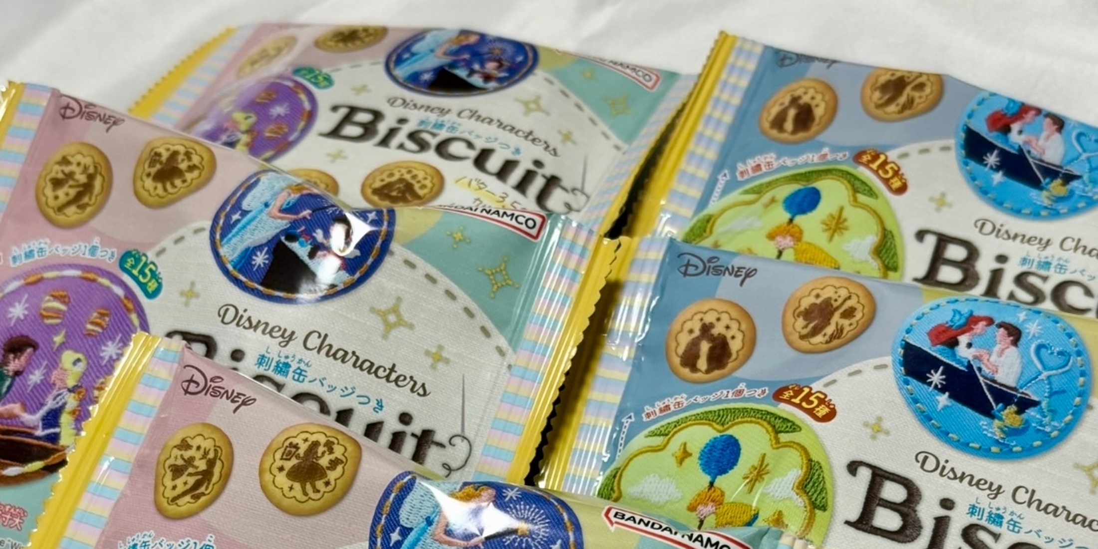 【見つけたら絶対買って！】前回売り切れ続出！大人気のディズニーキャラクターズ刺繍缶バッジビスケットが再販！開封結果は…？