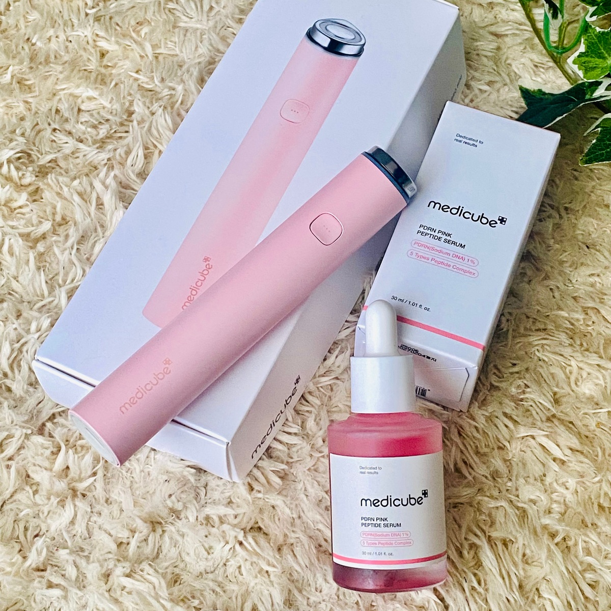 【Qoo10メガ割】1万円以下で買える！浸透率爆上げ美顔器《Medicube》ブースタープロを使ってみた！