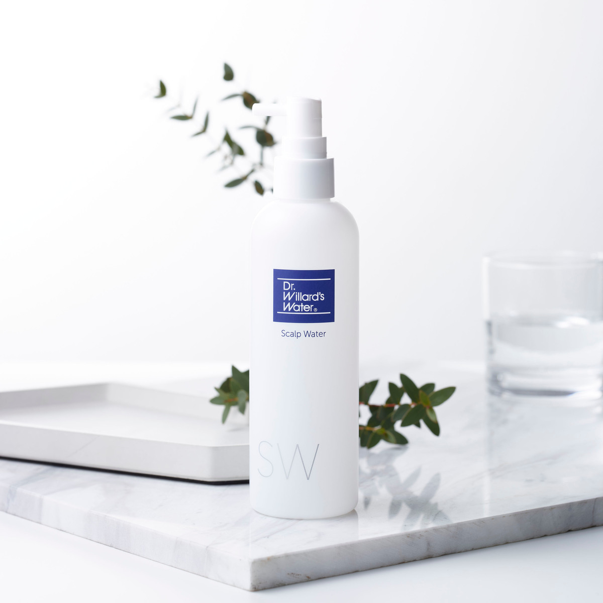 髪質改善級!? 敏感肌のお守り『Dr.ウィラード･ウォーター』が湿気で暴れる髪を集中補修【梅雨対策ヘアケア2025】