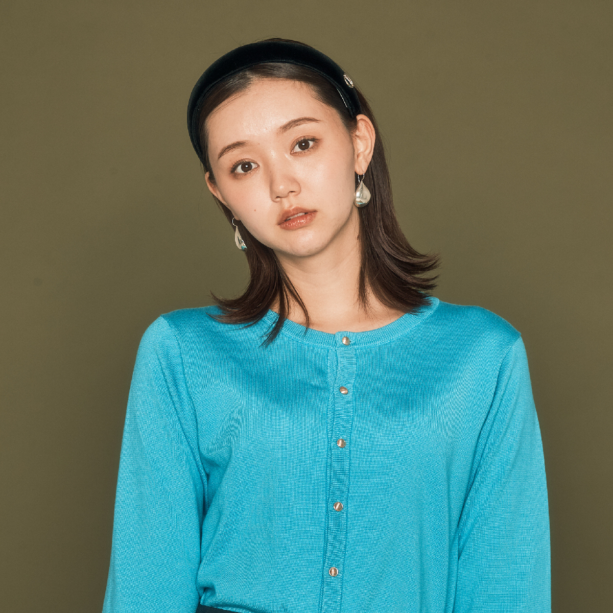 カチューシャ、お団子、バレッタetc. デートや女子会にもおすすめのヘアアレンジ5選