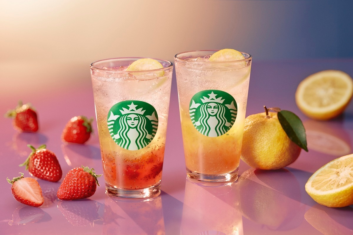 【スタバ 新作】「チラックス ソーダ」シリーズ登場！ ストロベリー、ゆずシトラスの2種類