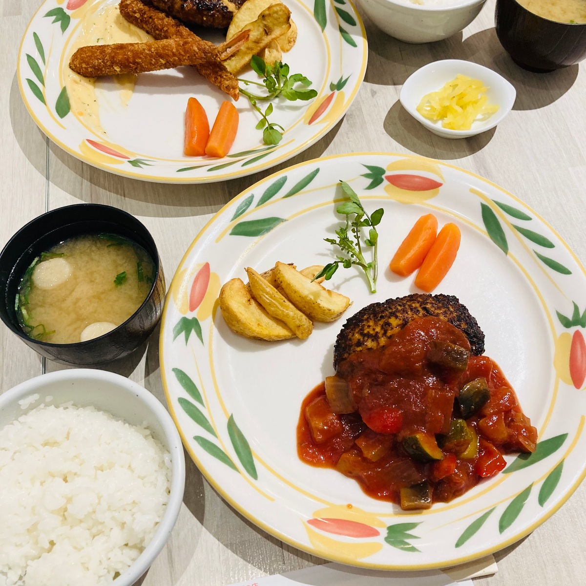 肉汁溢れる！？話題の手づくりハンバーグのお店"とくら"をご紹介します♪