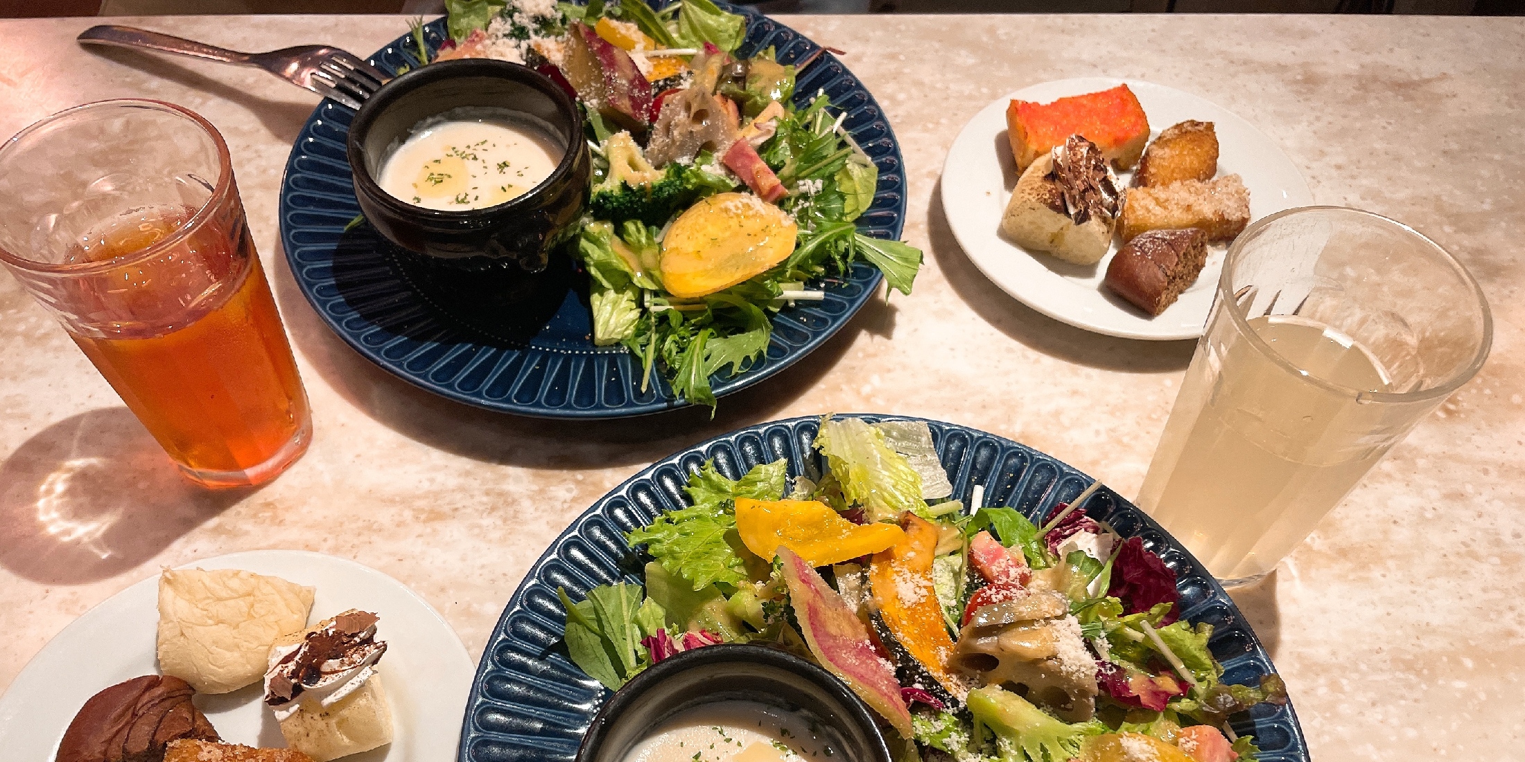 【大阪】記念日にも女子会にもおすすめ！全40種のパン・ドリンク食べ飲み放題！？？
