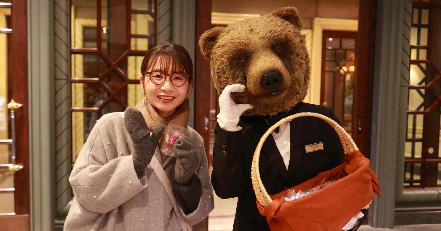 北海道・旭川ホテル】動物たちがおもてなし♡自分で絞るエゾヒグマ