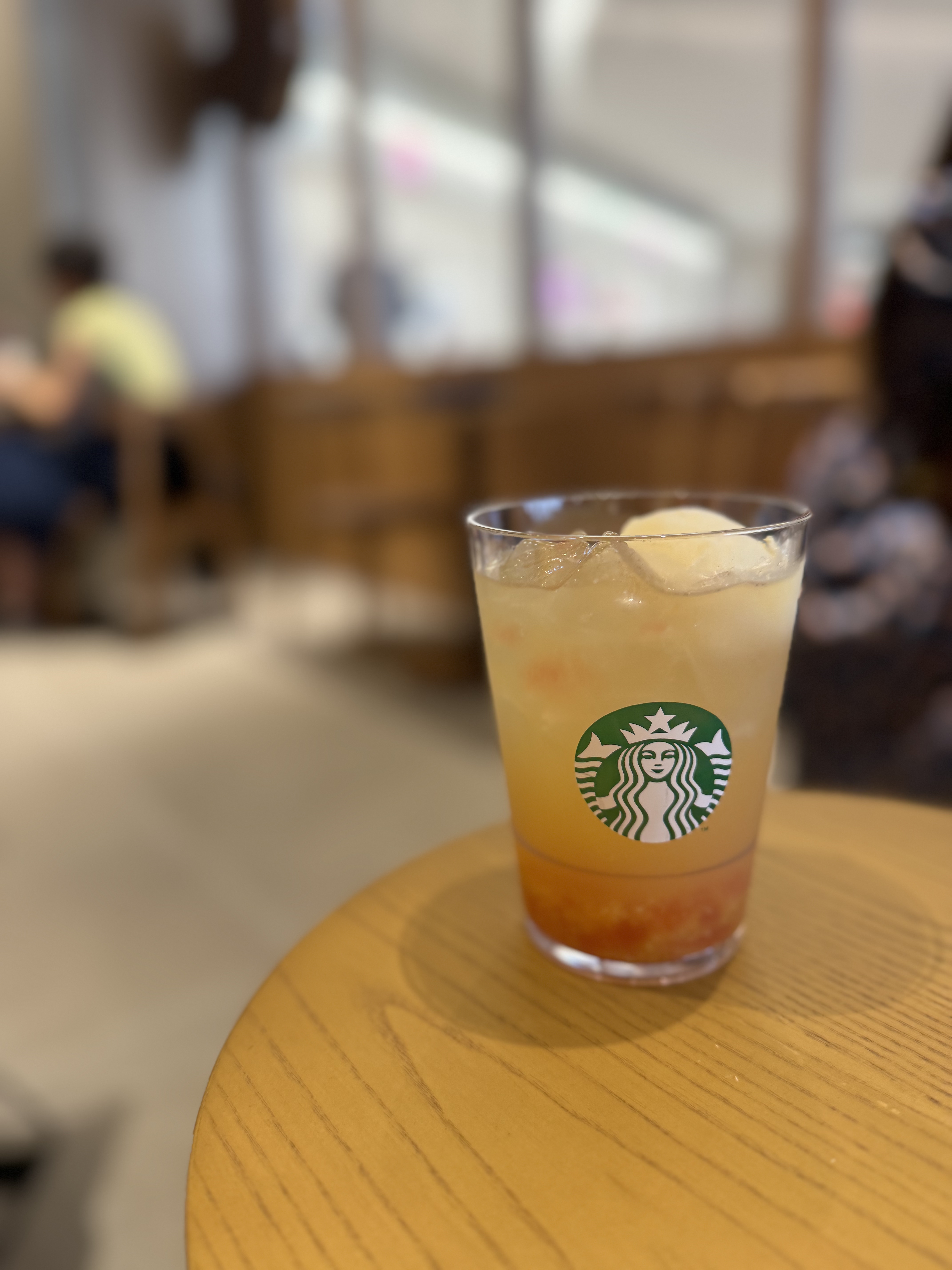 クリックでトリミング スターバックスコーヒー TEAVANA アイスクリームトッピング