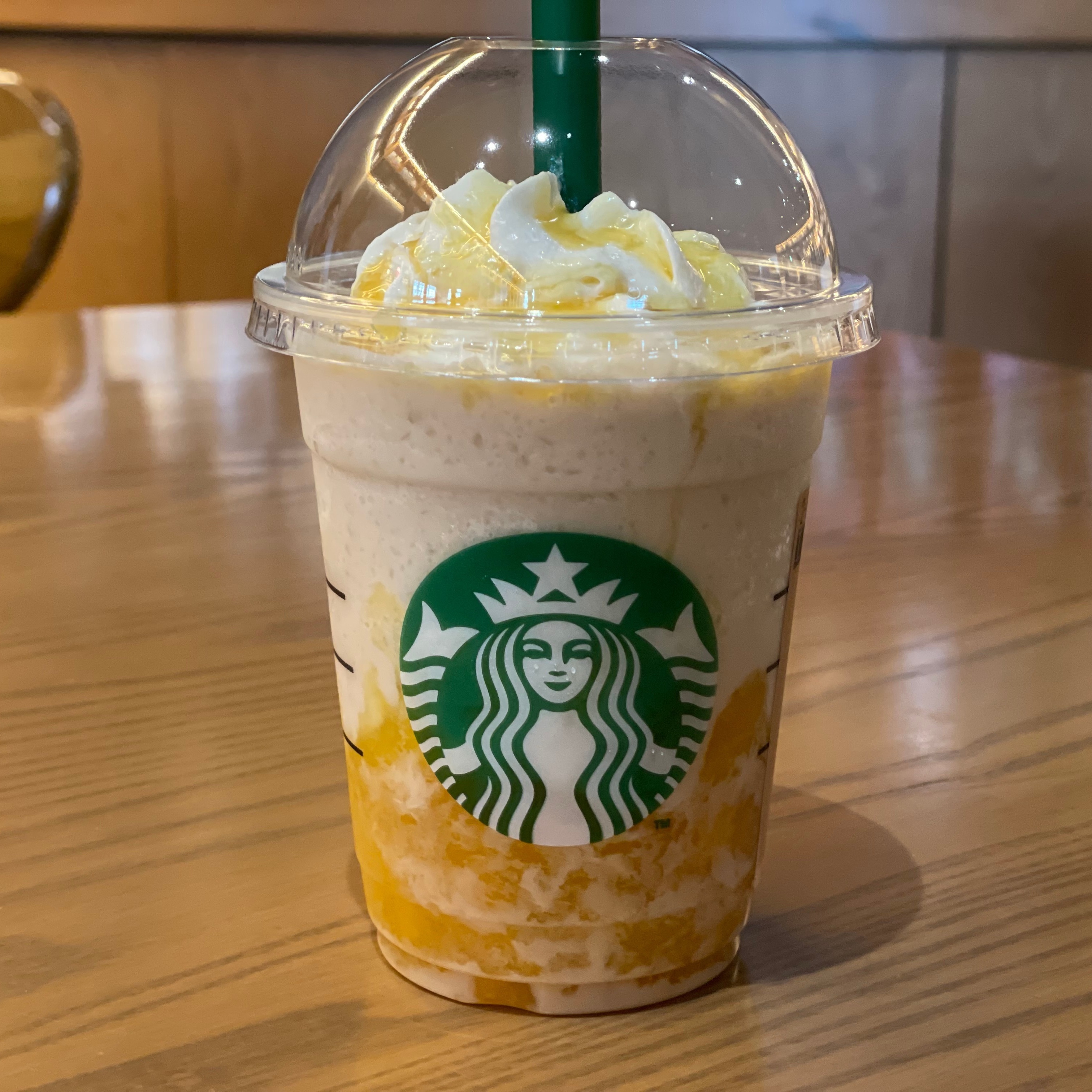【夏全開！スタバ新作】ゴロッとマンゴー×ジャスミンティー🥭贅沢すぎるオリエンタル マンゴー&ティーフラペチーノでリゾート気分に🥭