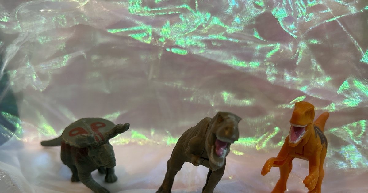 マック×恐竜】コンプしたいハッピーセット！『ジュラシック・ワールド