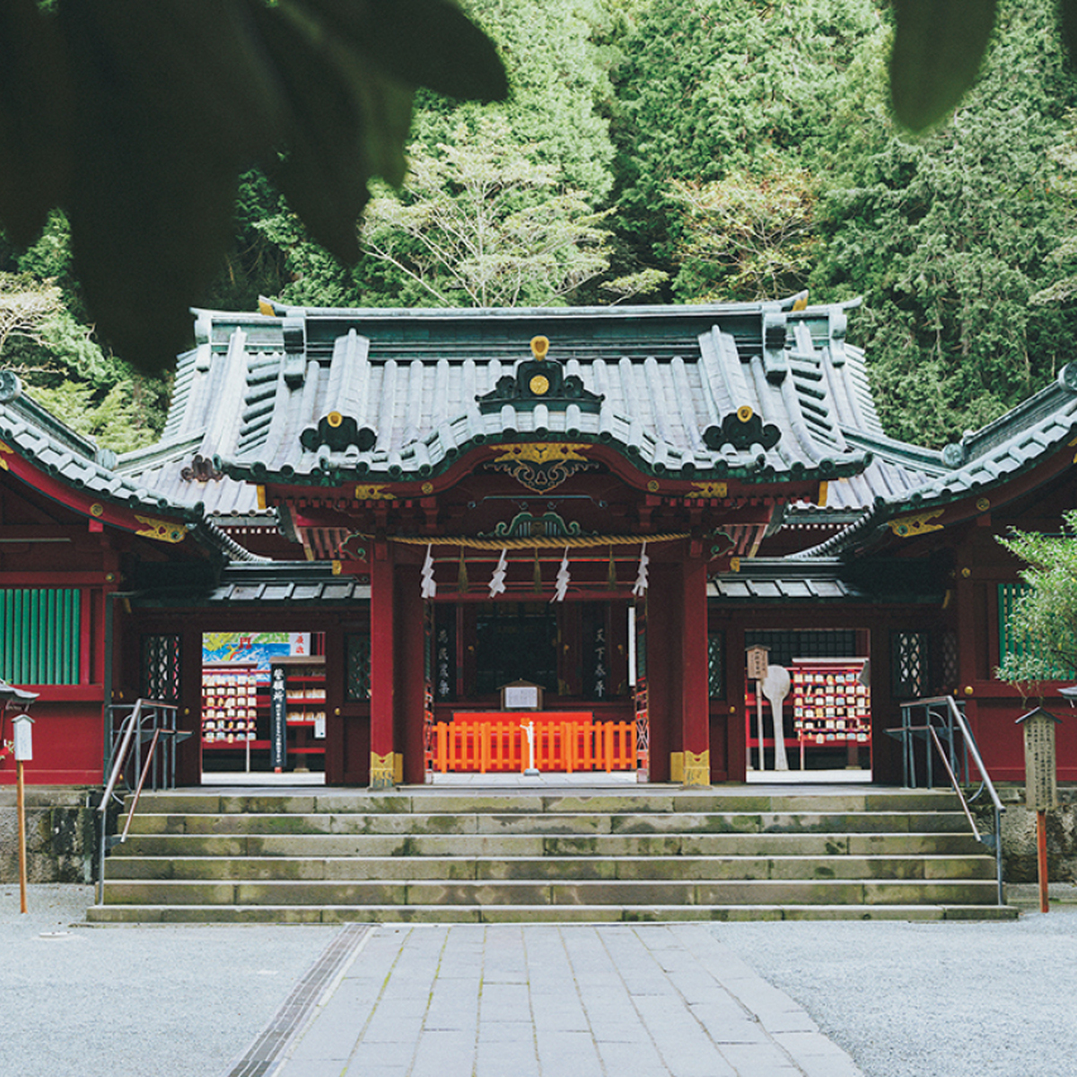 『箱根神社』を参拝する時に知っておきたい2025年の開運ポイントは？【イヴルルド遙華さん監修】