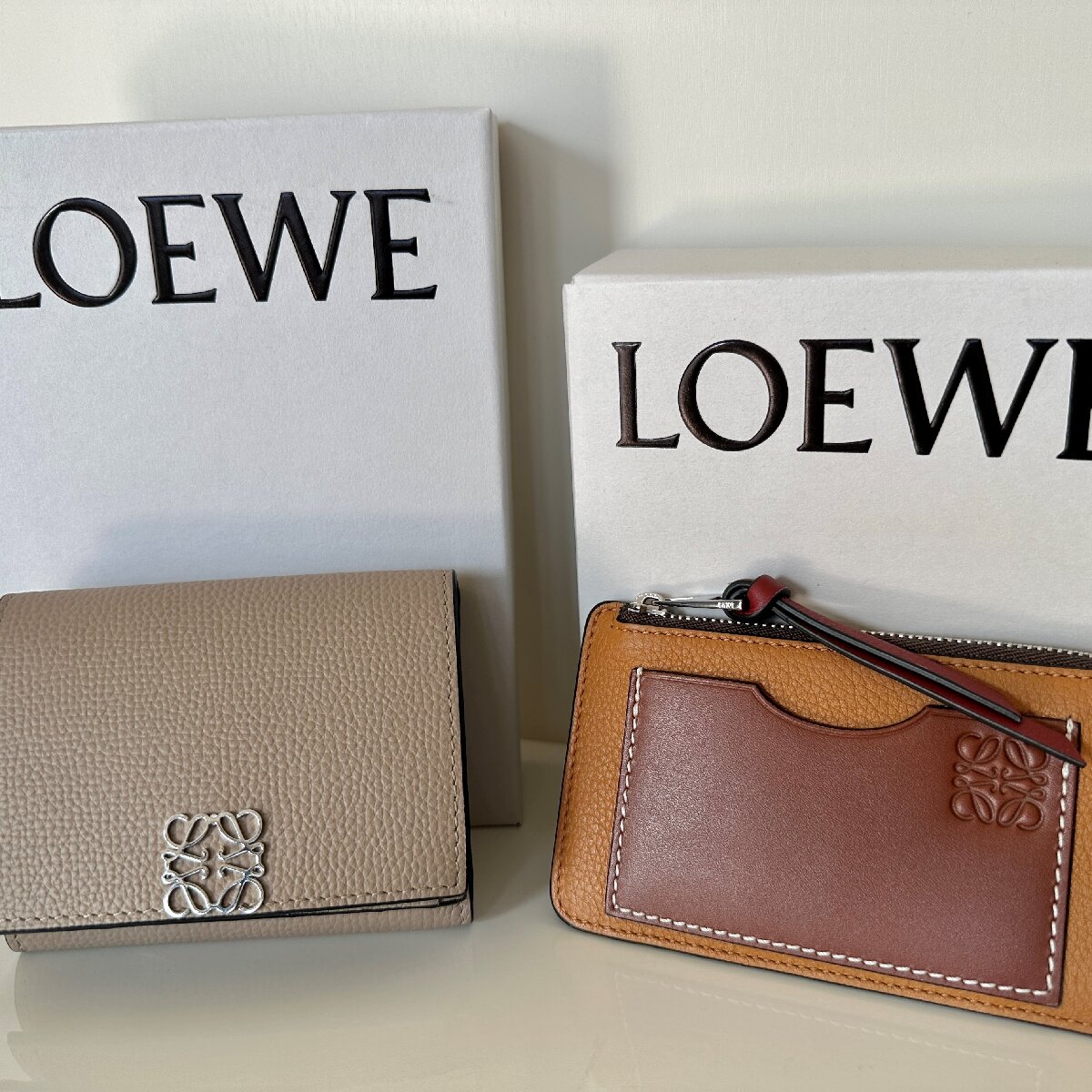 【私の愛用財布】自分へのご褒美に！LOEWEのお財布2種を徹底解説