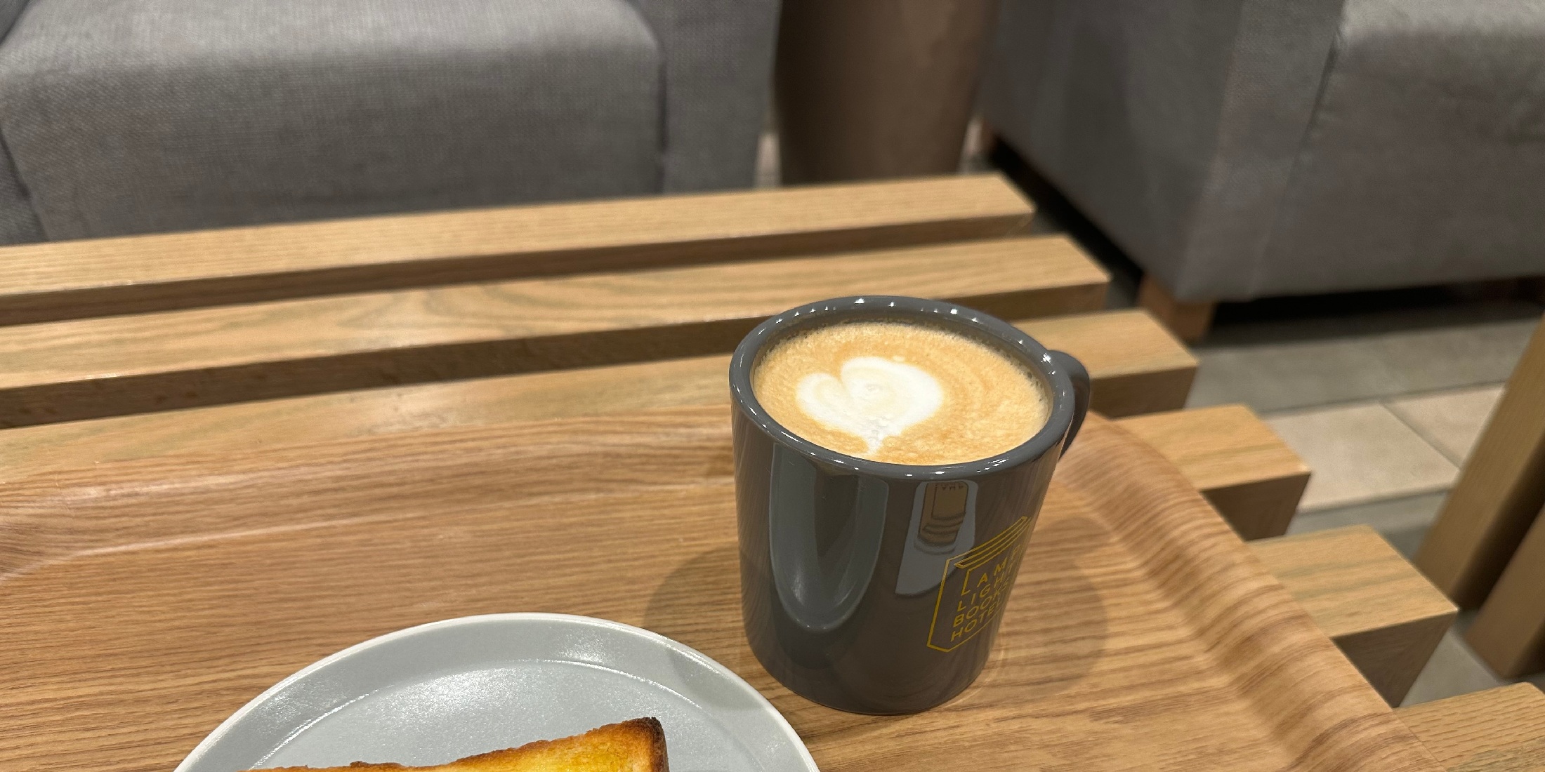 コーヒーと本と優雅な時間おすすめホテル ☕️【札幌】