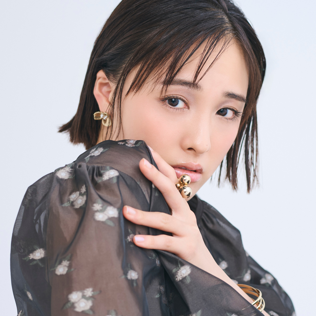 【メイクのHOW TOつき】大友花恋がときめく「かれんコスメ」通信