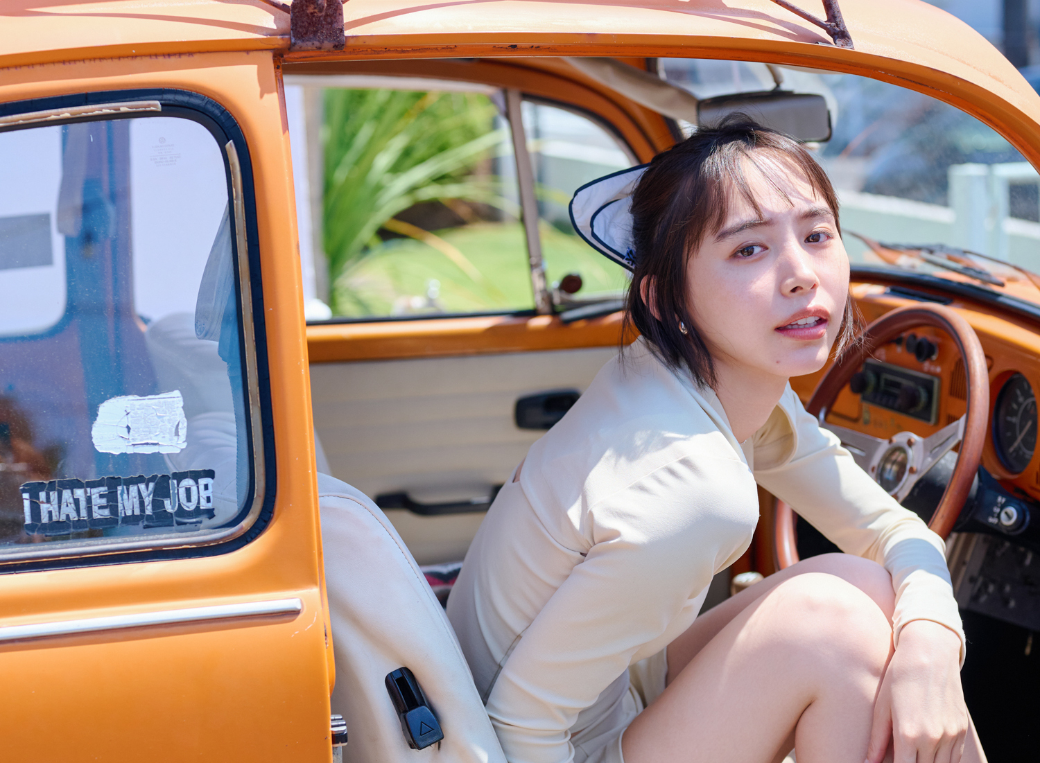 【井桁弘恵×2025年最新水着】ラッシュガード5選!素肌を可愛くチラ見せ!!