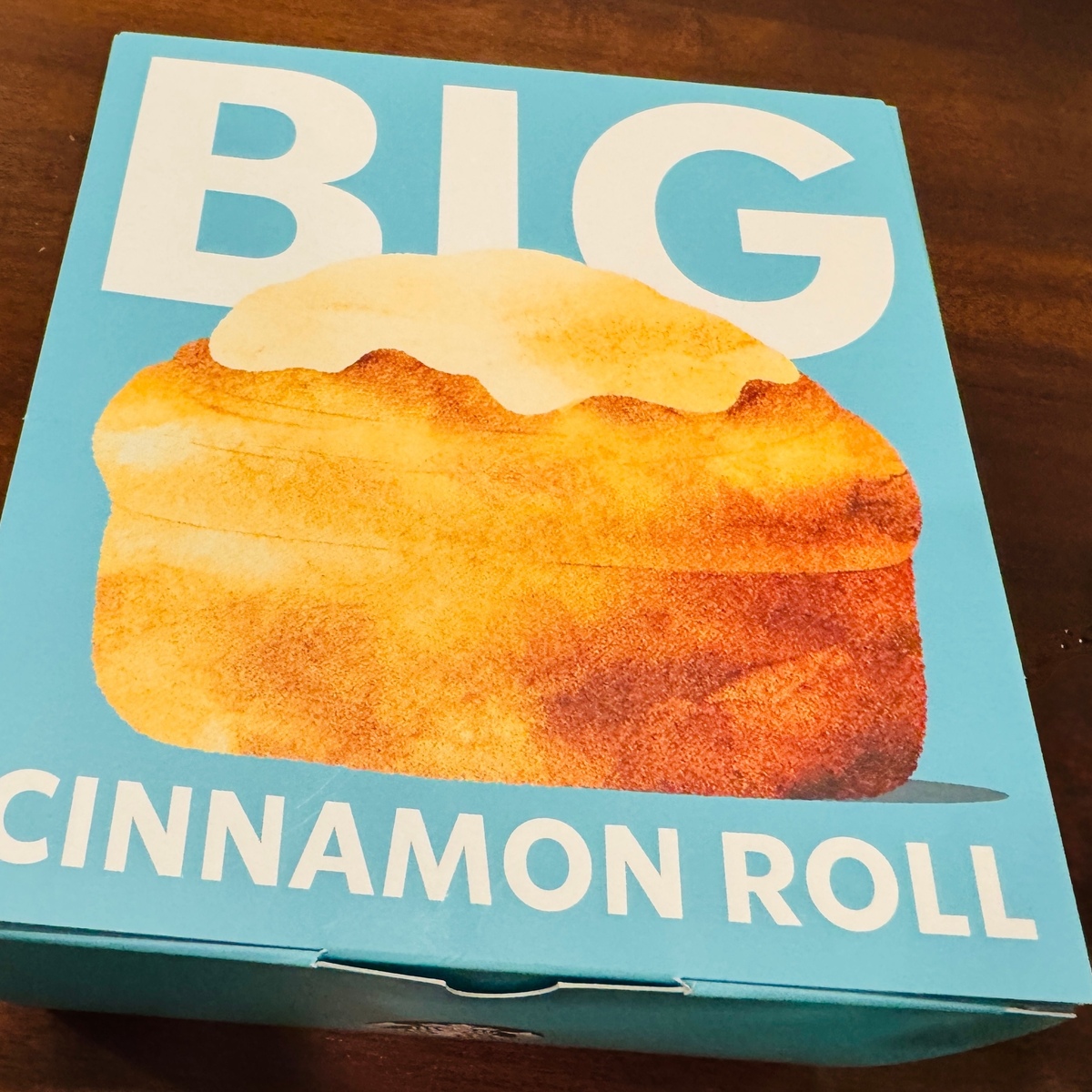 【スタバ特大グルメ！】期間限定発売！スターバックス「BIGシナモンロール」実食レポ！