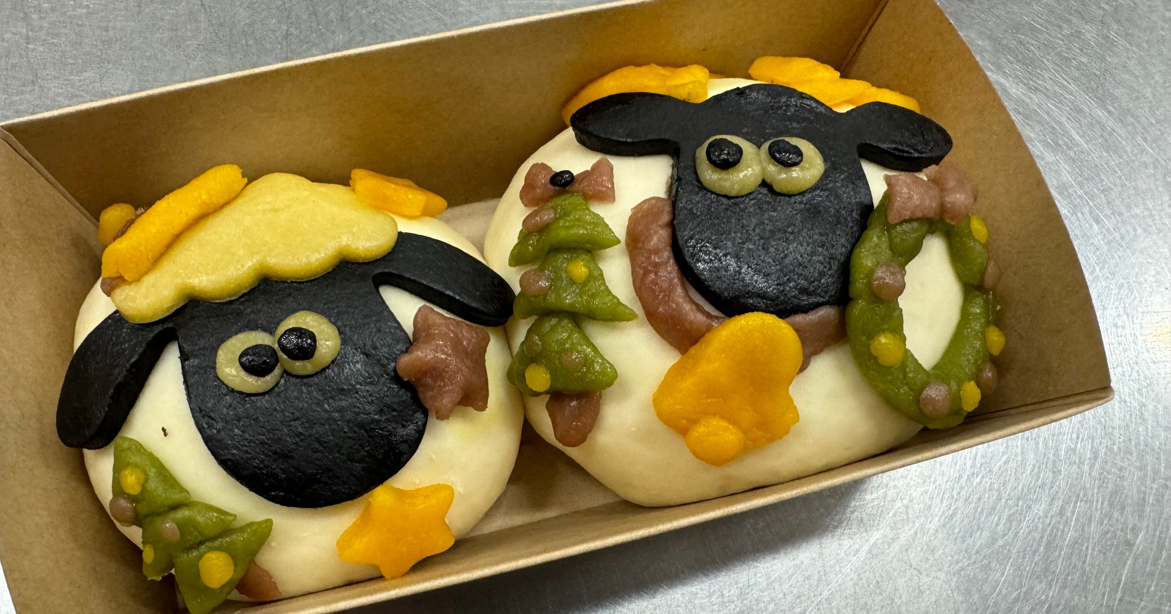 【中古】 ローヤン ロティ タワール パン型 6個セット 平焼き ロティパン 滋賀】かわいすぎる！ひつじのショーンパンが作れる〈ローザンベリー