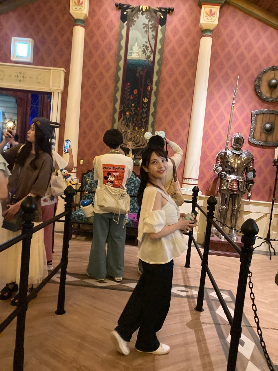 ファンタジースプリングス 　アナと雪の女王アトラクション待ち列