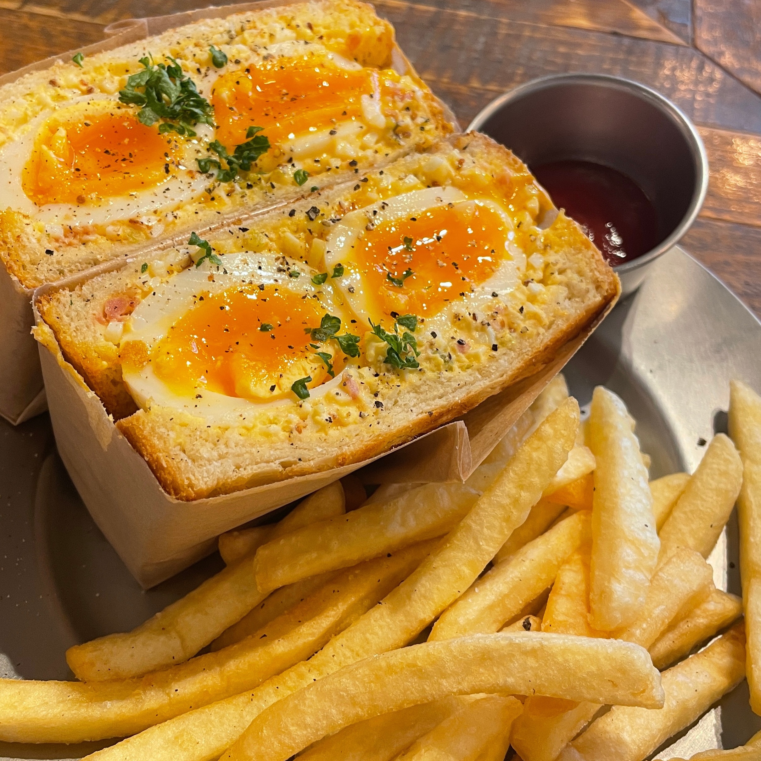 ◆関東卵グルメ3選◆ たまご好き必見！関東圏内の美味しい卵サンド・オムライスの紹介🥚
