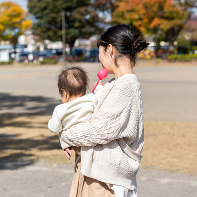 中学校の女性教員が子育てしながら働く難しさ「非正規雇用への切り替えを提案された」【モア・リポート86・後編】