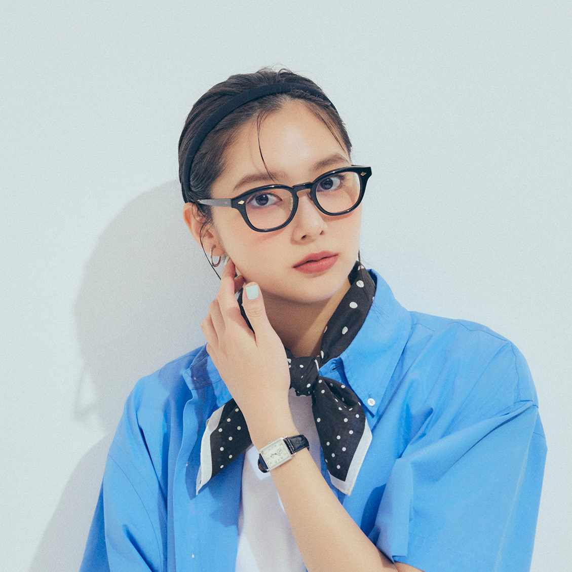 新川優愛 │ MORE MODELS