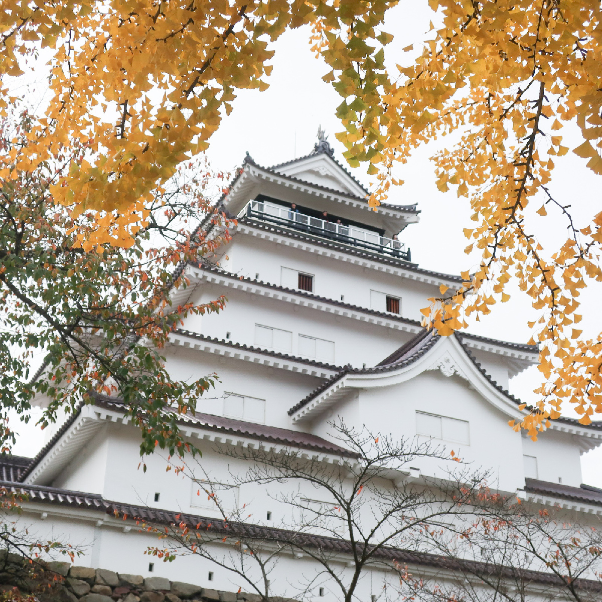 【福島観光】一度は訪れたい！紅葉とお城のコントラストが楽しめる♪秋の会津鶴ヶ城◎
