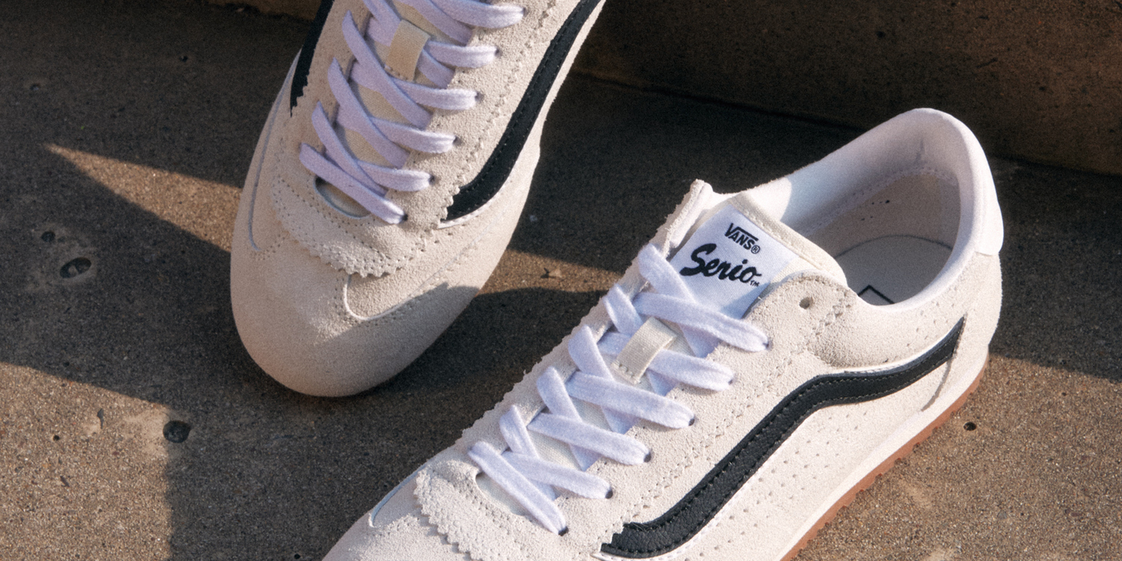 『VANS』のレトロスニーカーは春のシティルックに最適な一足！