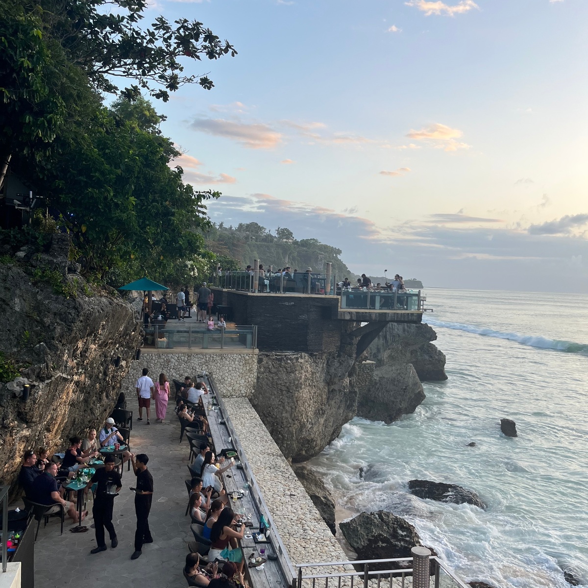 【バリ島】バリ島で絶景を楽しむなら「Rock Bar」へ（AYANA Villas Bali内）