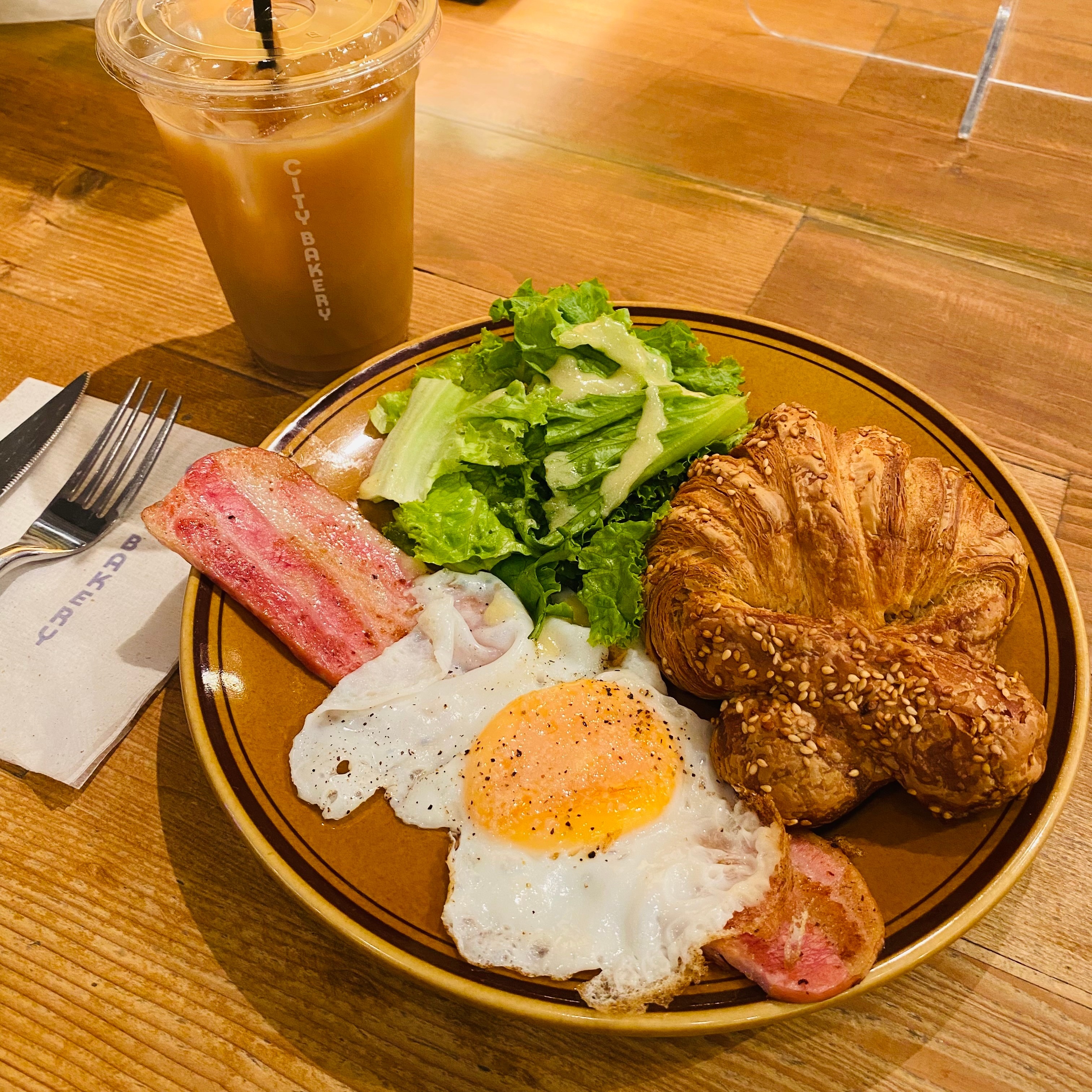 クリックでトリミング CBブレックファースト