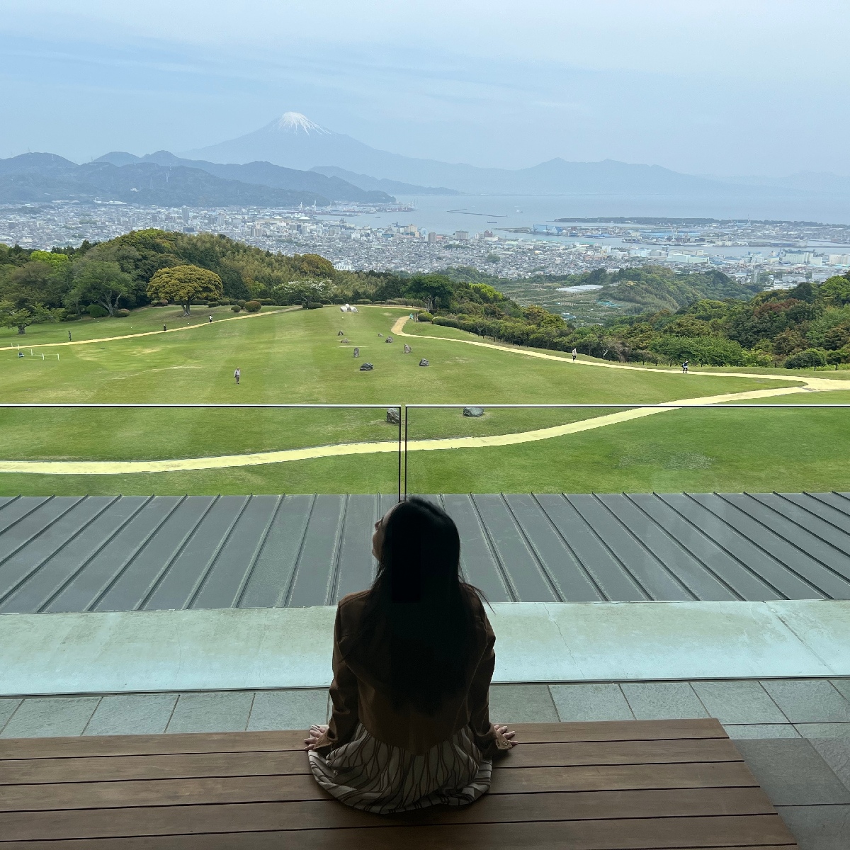 《静岡》富士山を独り占め　“風景美術館”ホテル