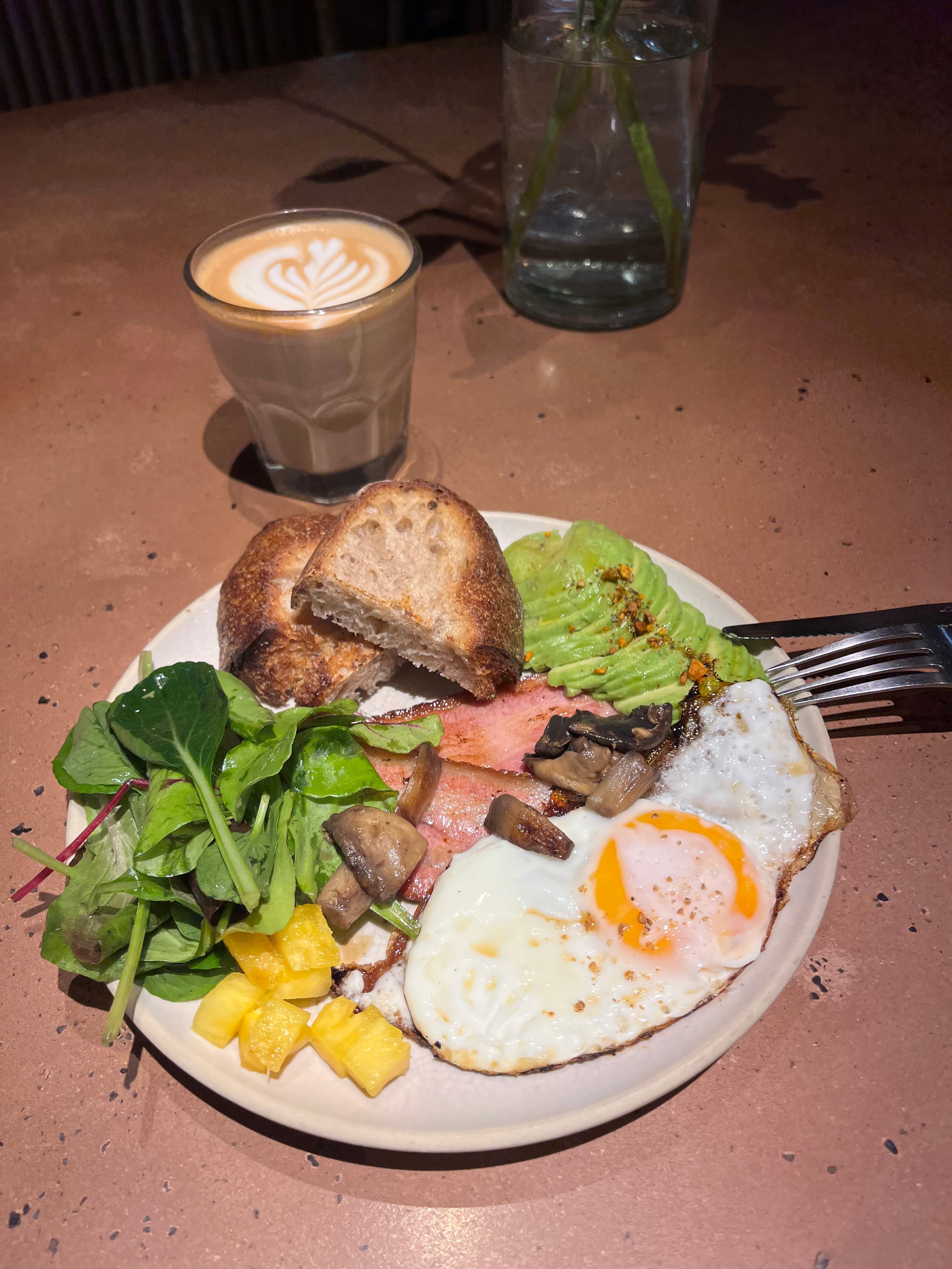 ベーカリーモーニング　common　ブレックファーストプレート