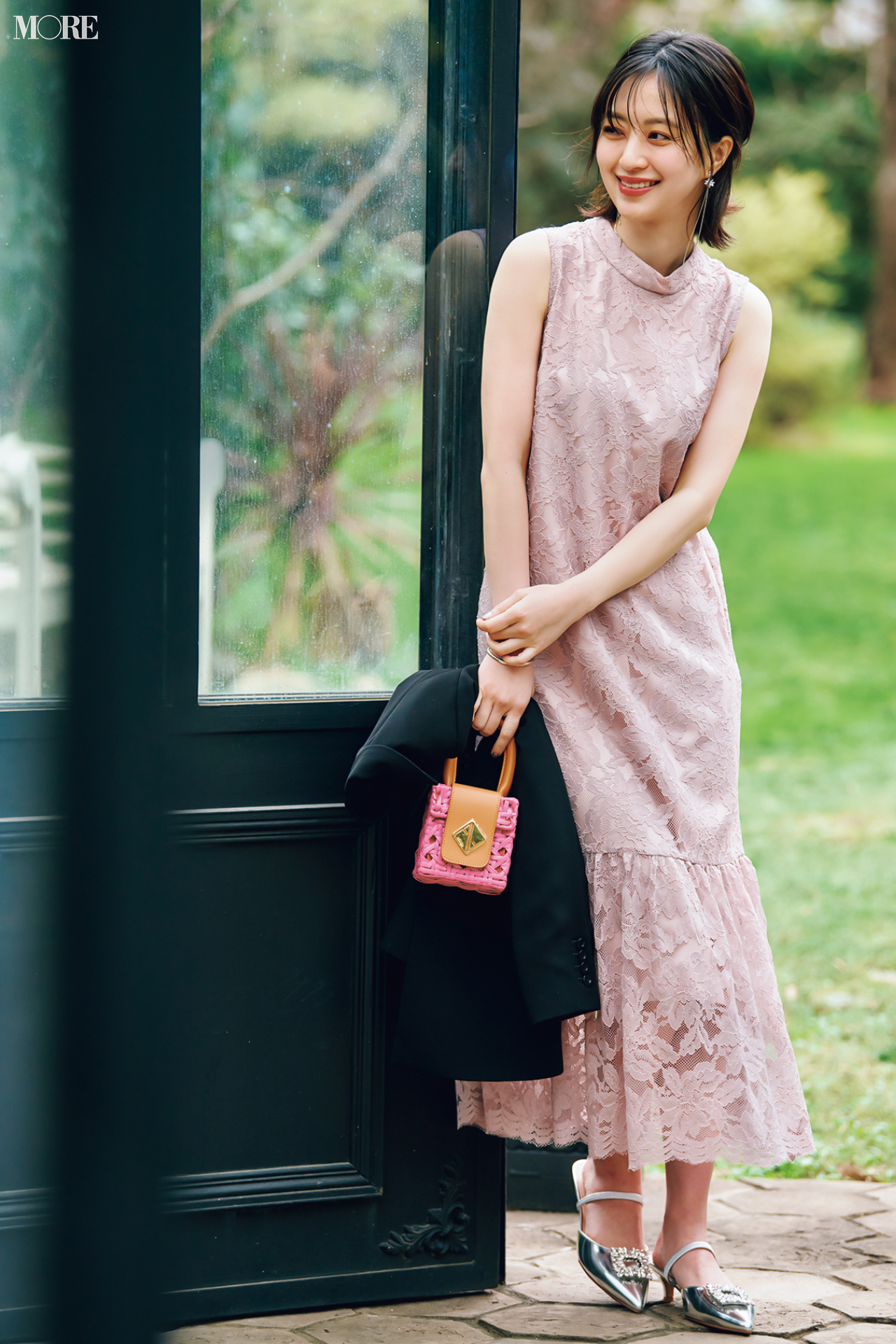 Stola.のピンク色マーメイドドレスのコーデ