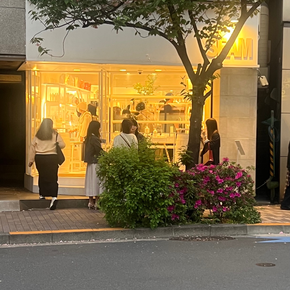 SNSで超話題！サロン商品が買えるお店『SEAM』の銀座店がOPEN！髪の毛サラサラになりたい人は絶対行って！