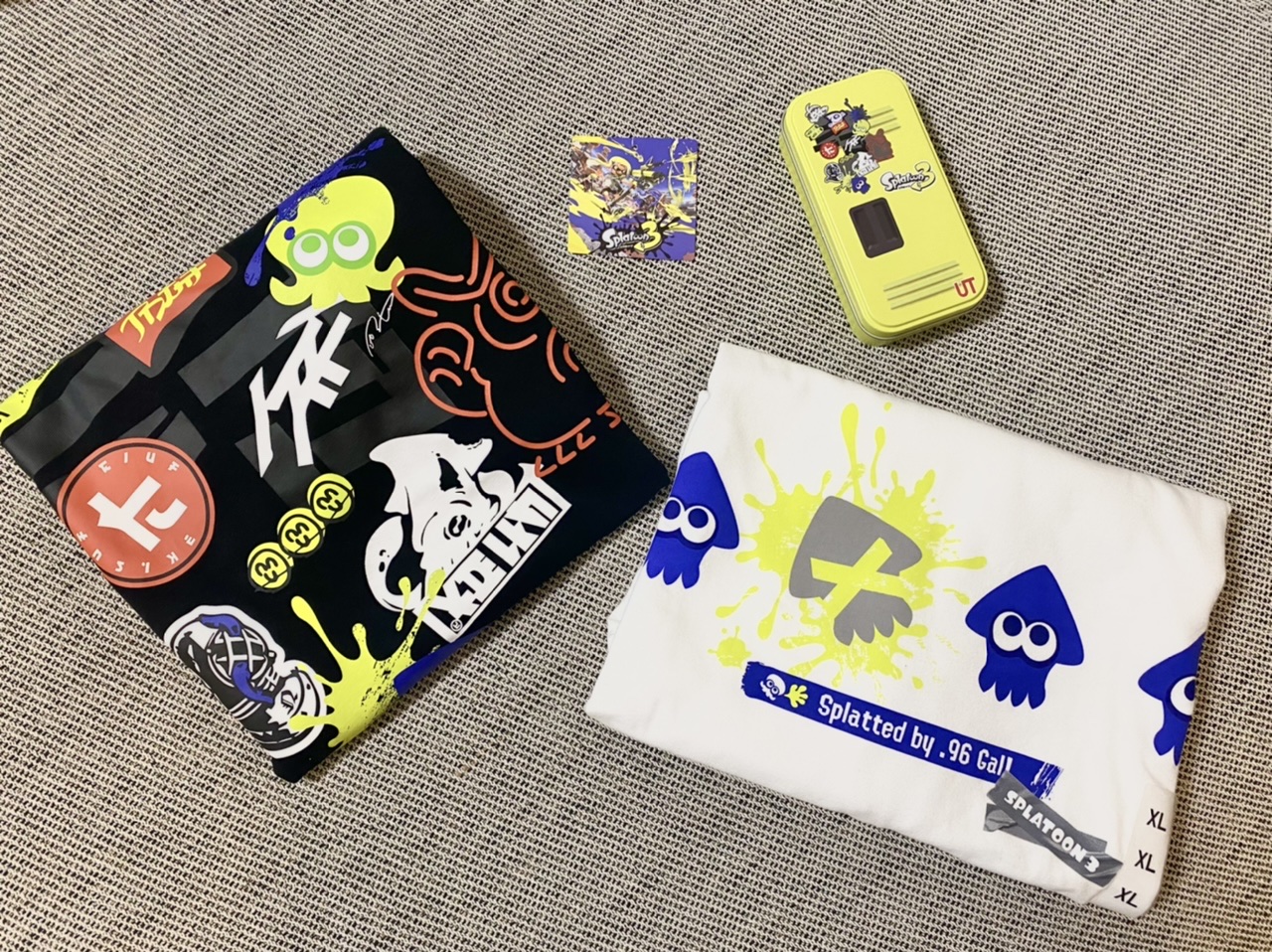 日本初の スプラトゥーン3 UT UNIQLO ノベルティ ステッカー入り缶