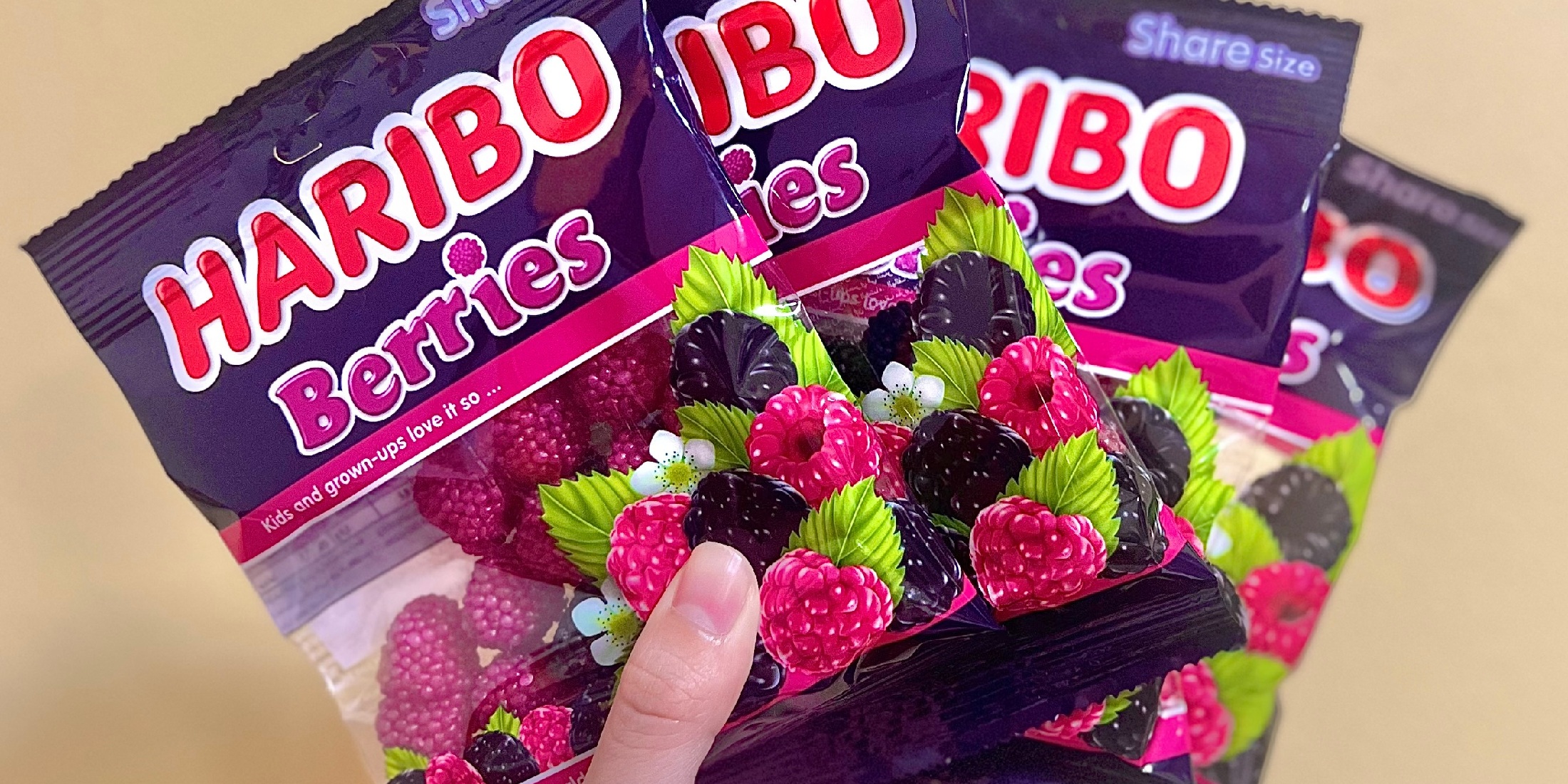 【やみつき必至】もう食べた？売り切れ続出のHARIBO新作ベリーズ⭐︎カリモチ食感がクセになること間違いなし！
