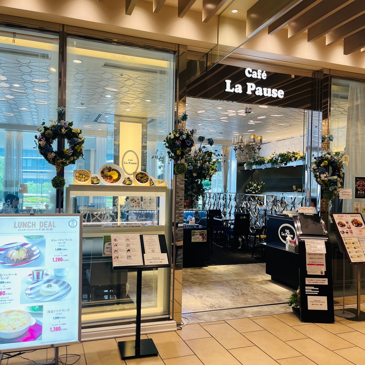 大人気！パンケーキのお店「カフェ　ラ・ポーズ」をご紹介します！