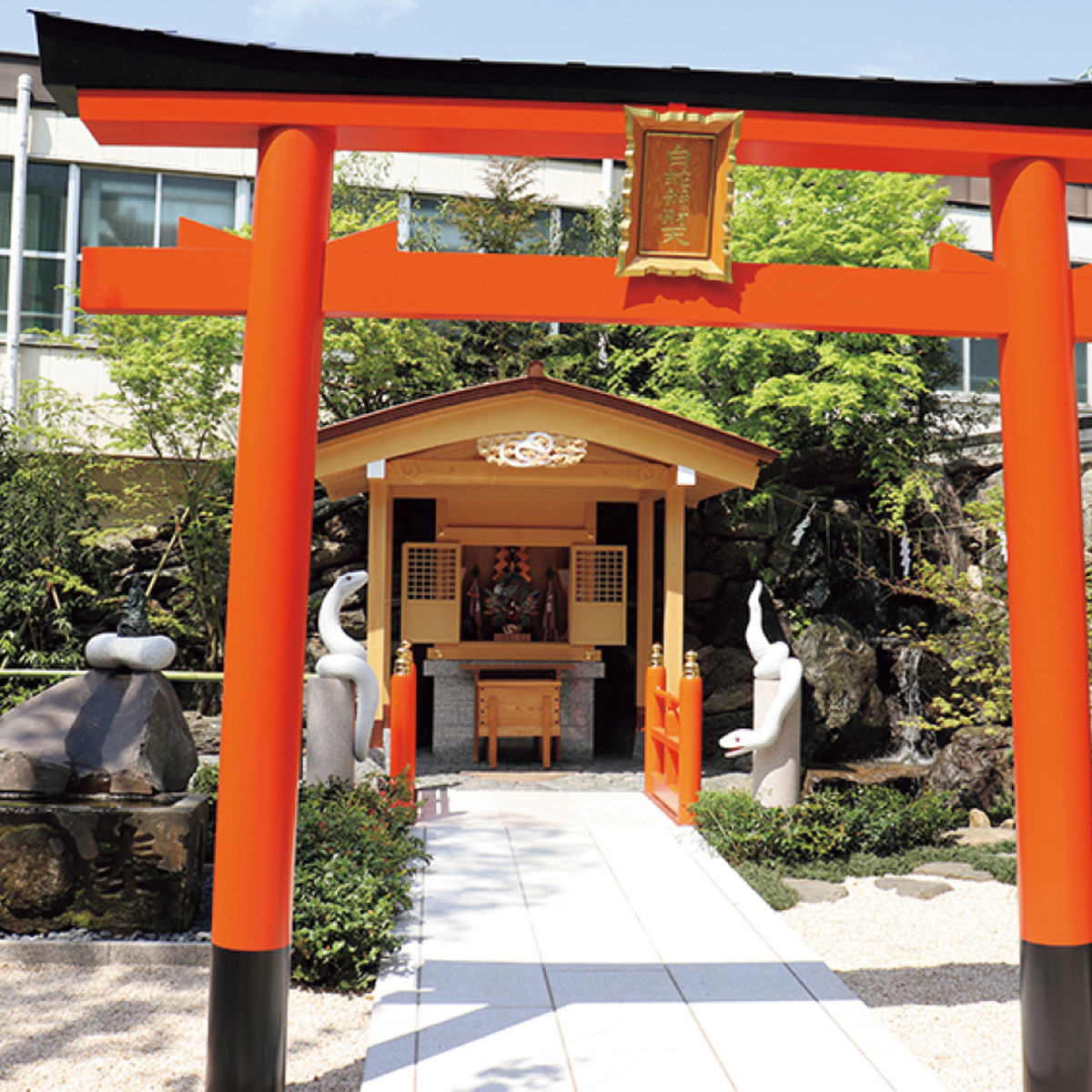 【仕事運が上がる】東京から1.5時間以内で行ける神社仏閣おすすめ3選！