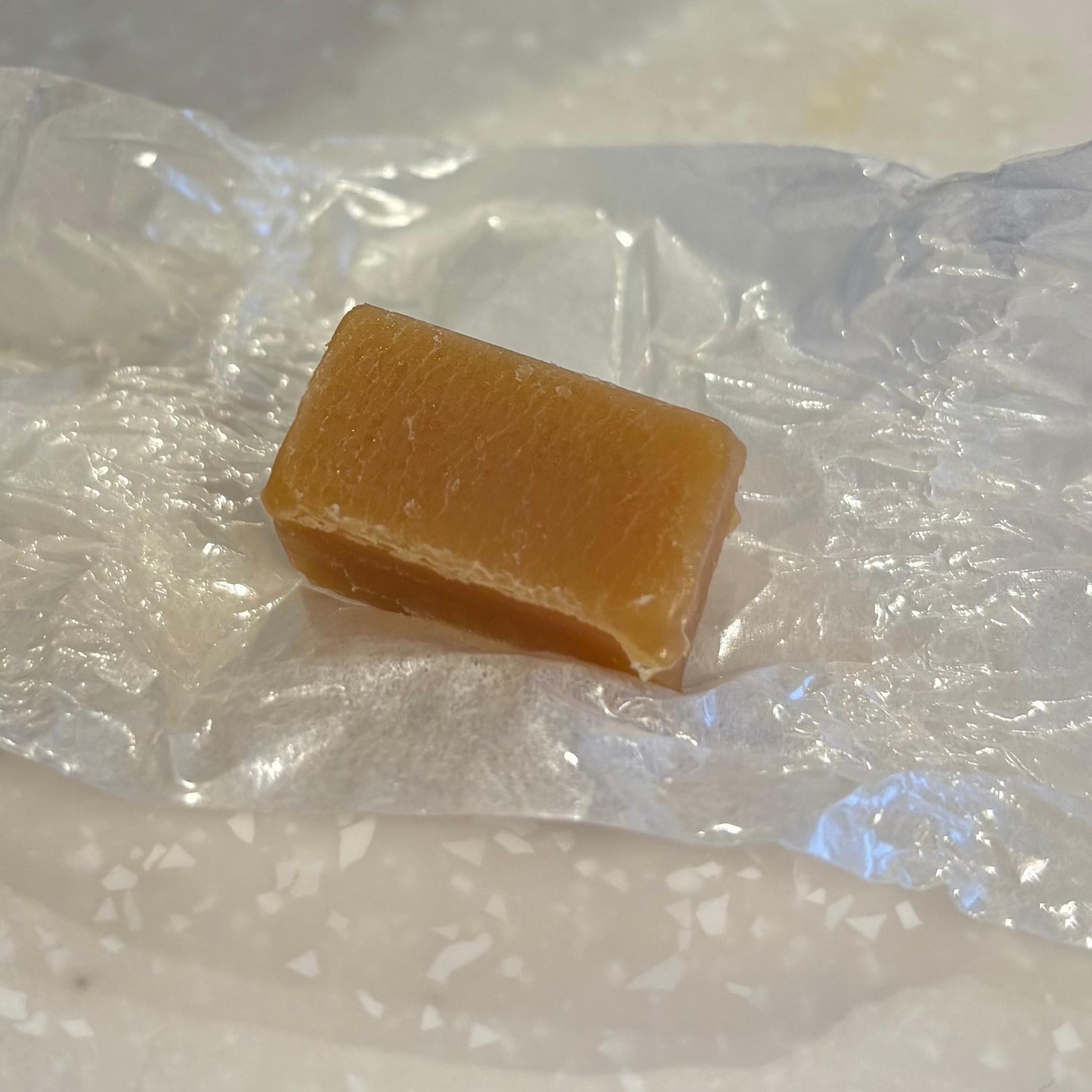 新千歳空港スイーツ　生キャラメル 極