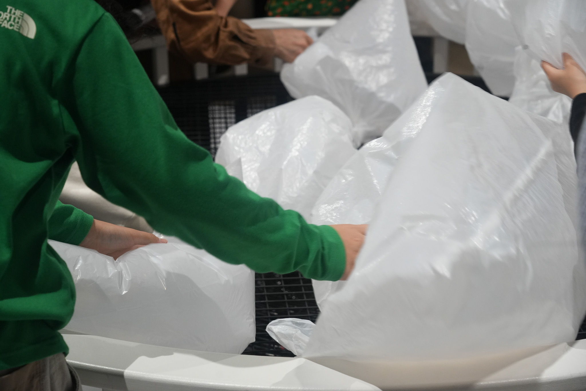 『デザインあ展neo』　ビニール袋