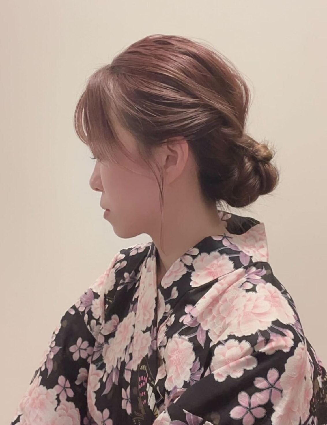 【浴衣 髪型】ロングにぴったりなローシニョンで、ヘアアレンジを簡単に！