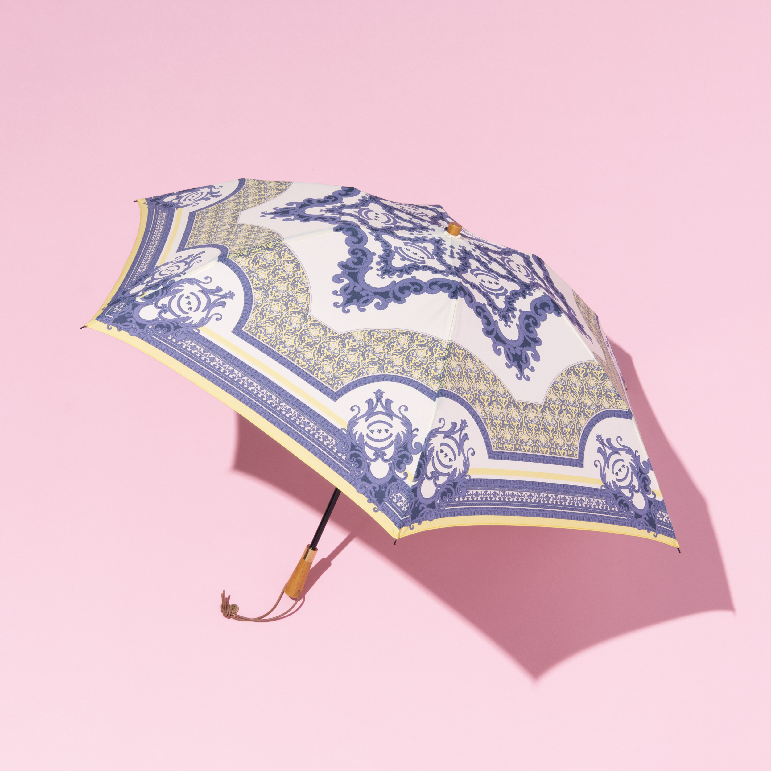 マニプリの日傘の撮りおろし画像