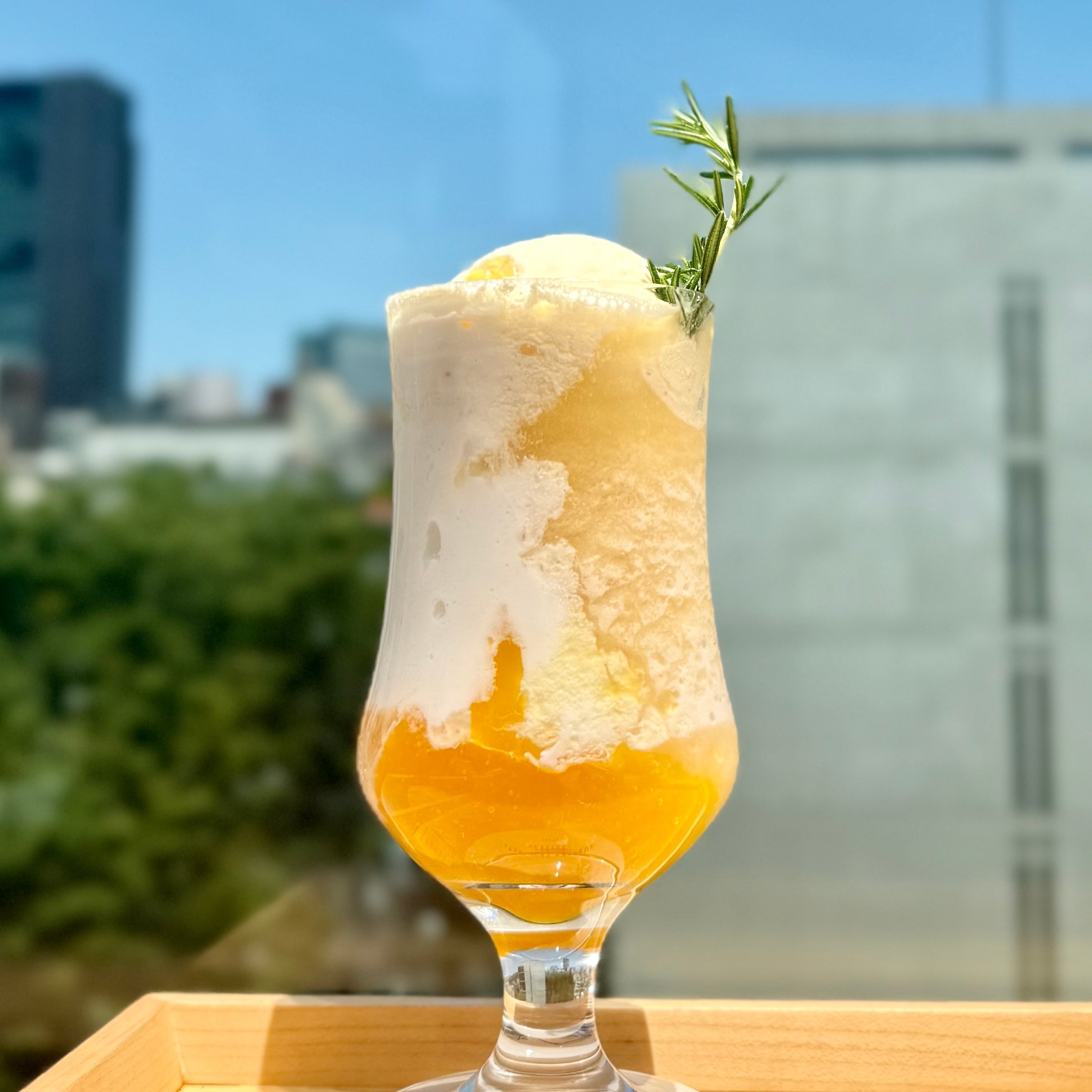 【スタバ 新作レポ】『ロースタリー 東京』の夏限定メニューおすすめ3選！ 
