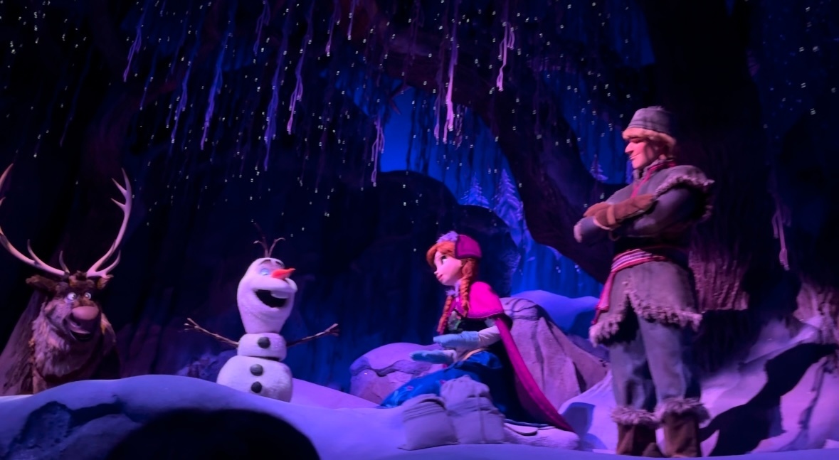 ファンタジースプリング　アナとエルサのフローズンジャーニー