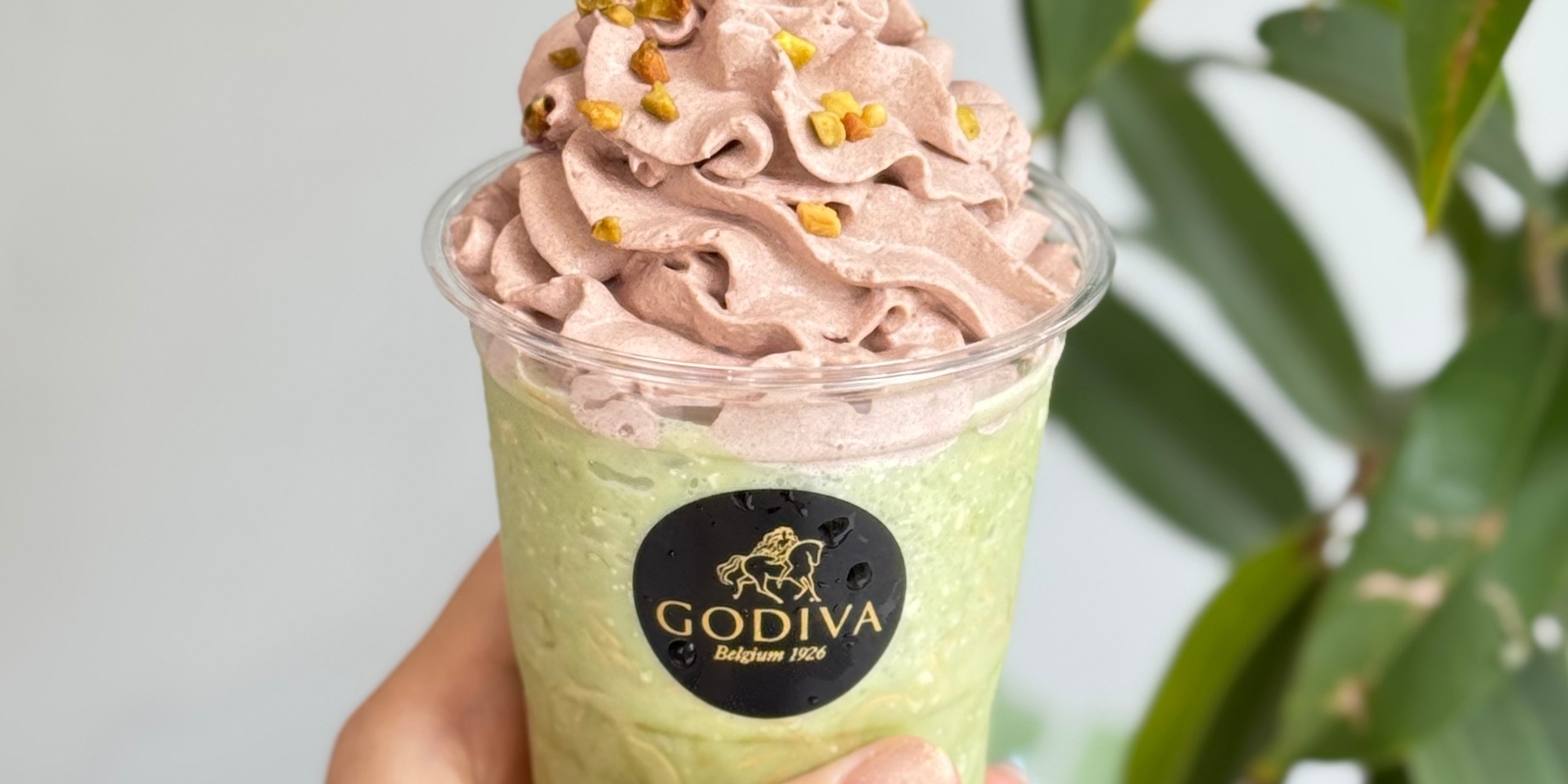 【ゴディバ】ドバイチョコは飲んでもおいしい！ あの食感＆味を再現した新作ショコリキサー