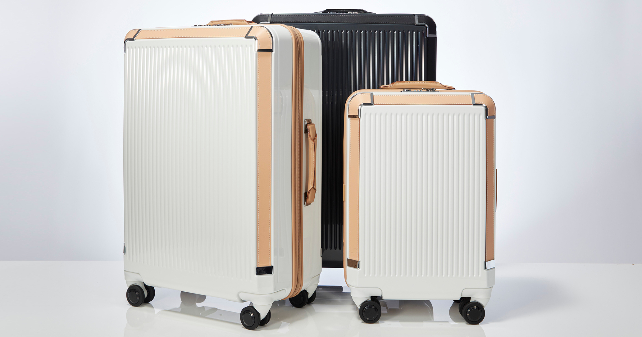 旅行・帰省を快適に！ 『プロテカ』からラグジュアリーモデルのスーツ