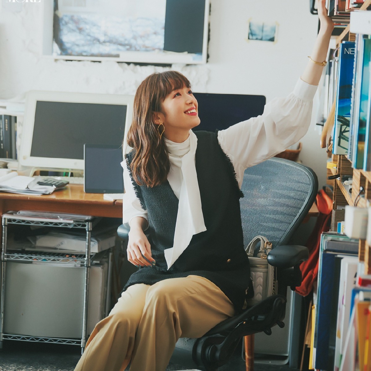 【2023春オフィス服】ツイードアイテムでトレンドオフィスコーデ実例 PhotoGallery