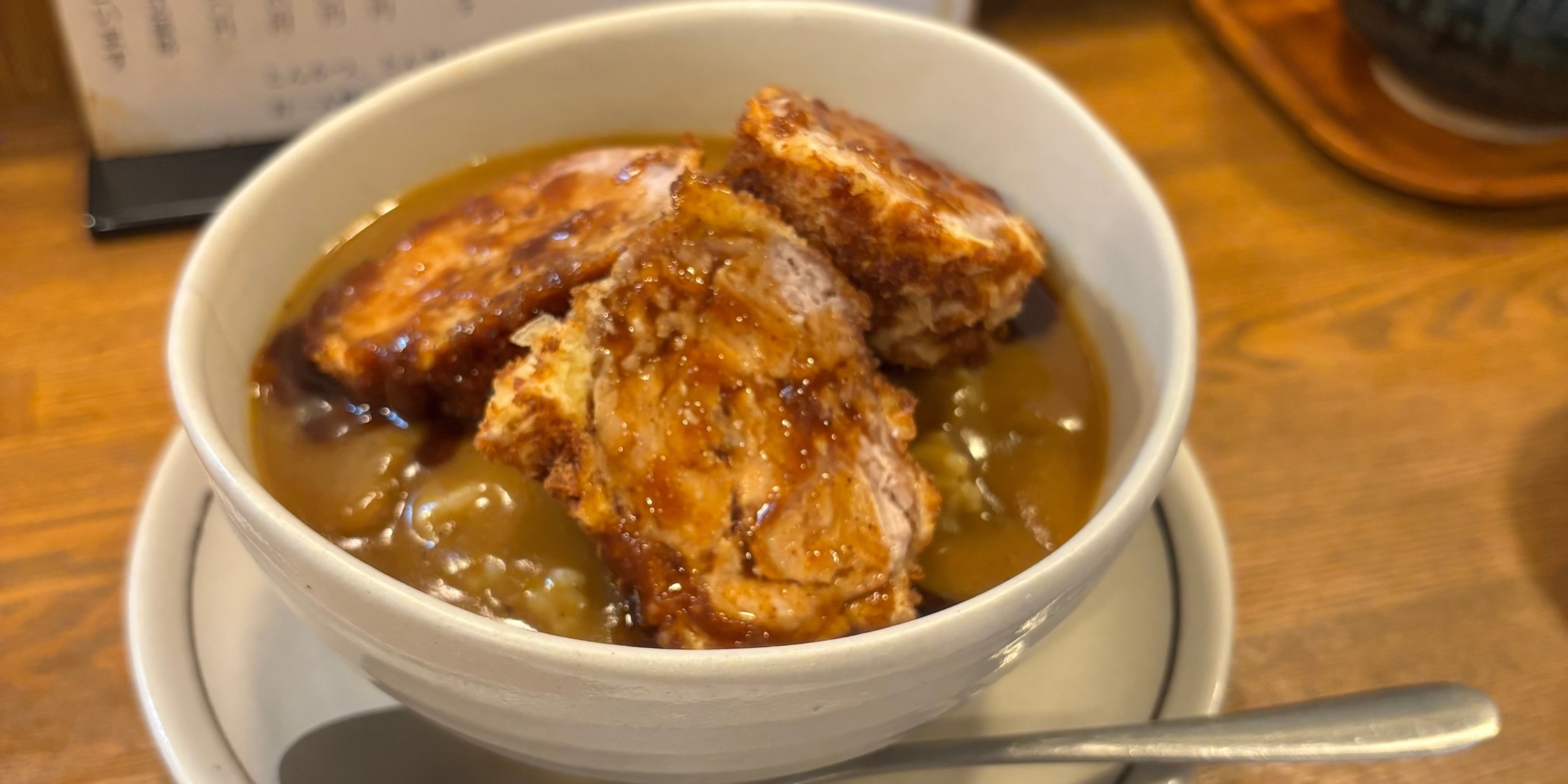 【新宿】とんかつ発祥の店？！老舗とんかつ屋「王ろじ」の絶品メニューは絶対食べて！