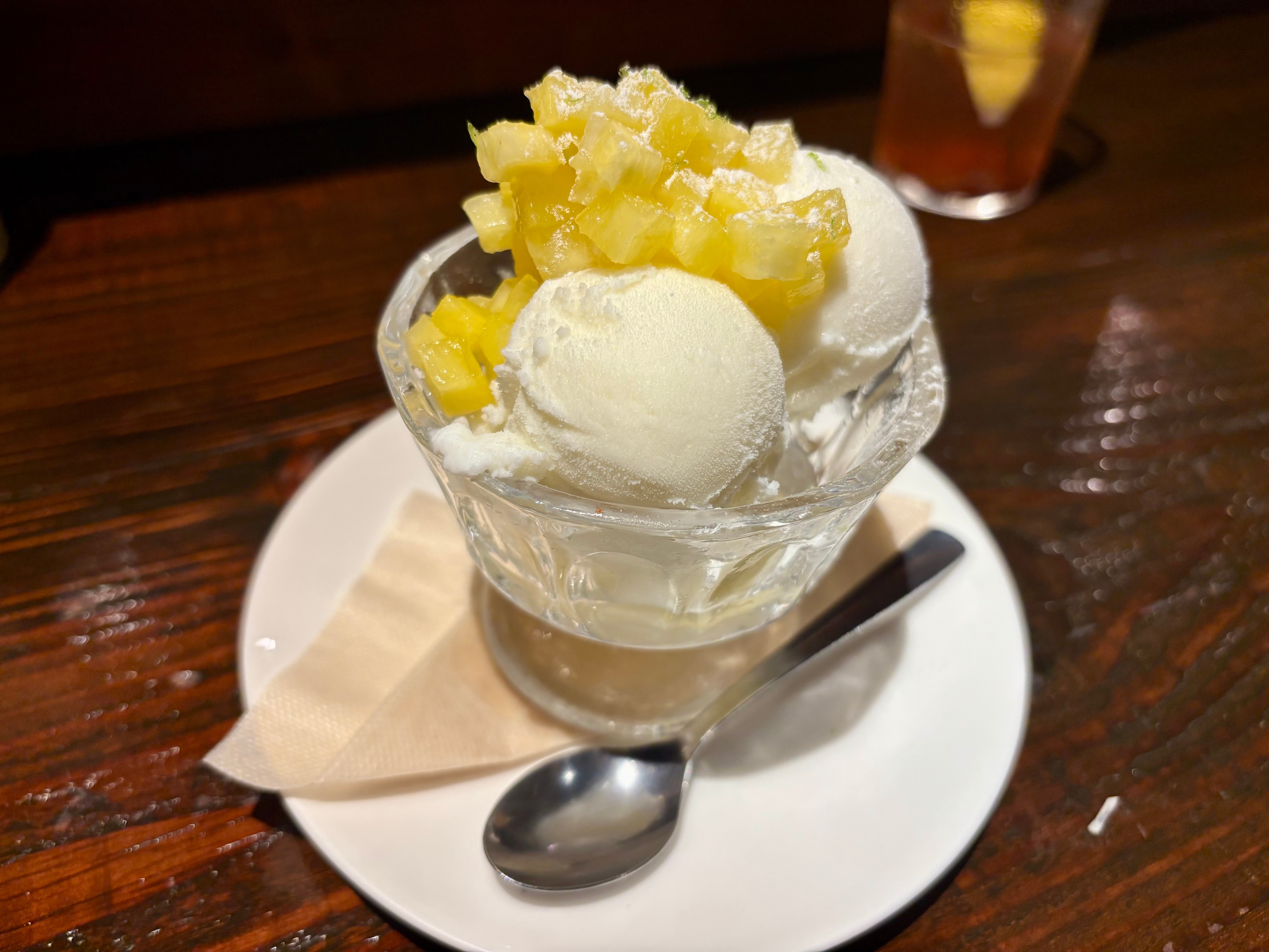 スペイン料理Pablo　ピニャコラーダ(パインソルベ&ココナッツアイス)