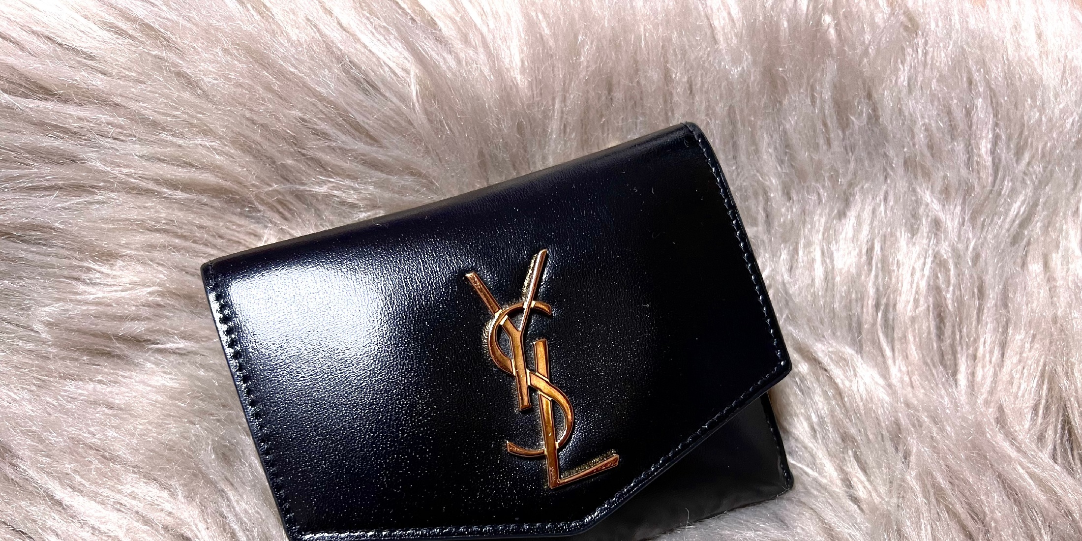 【YSL】コンパクトなのに大容量！私の愛用財布