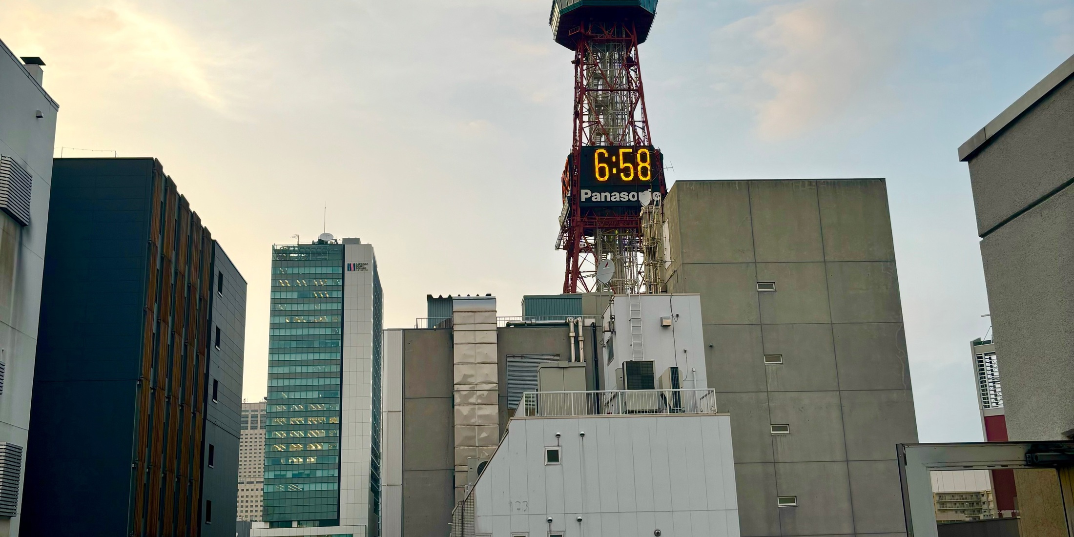 【おすすめ】テレビ塔を眺めてカフェ 