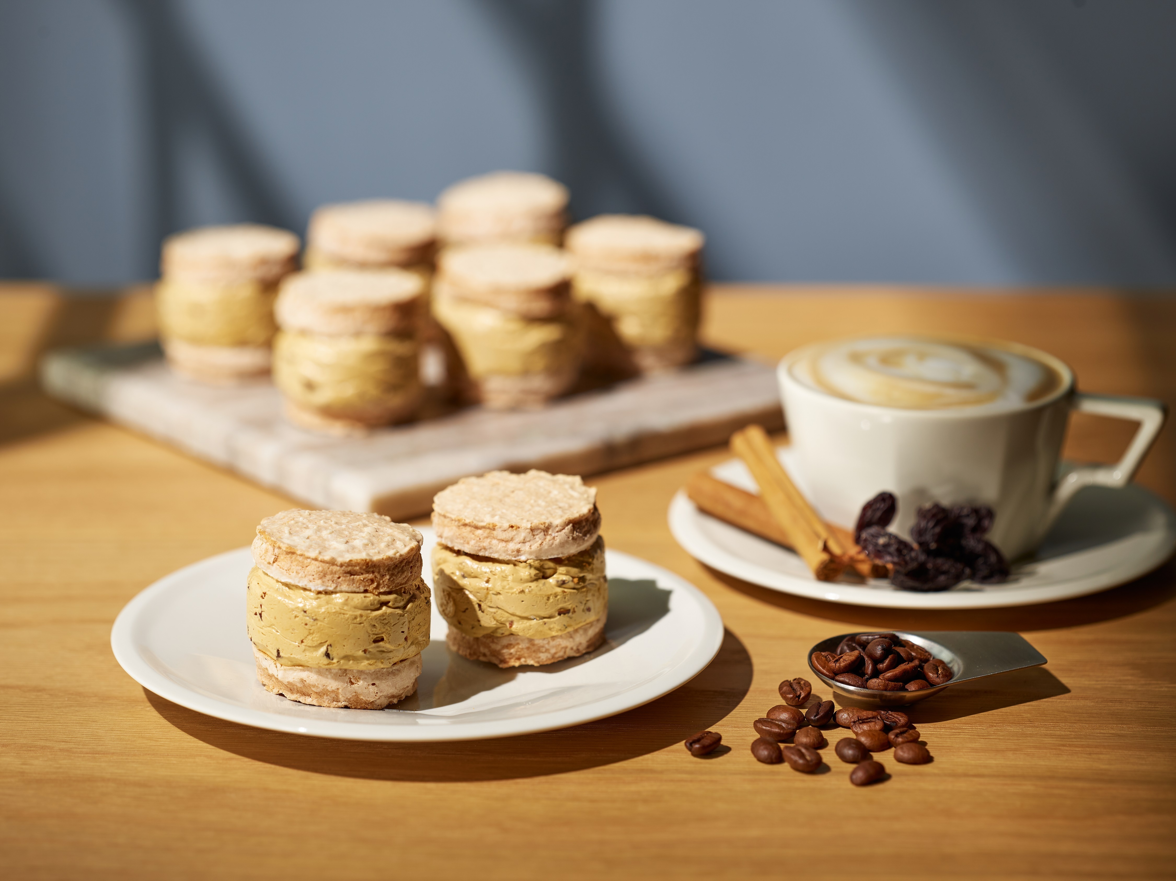 「ダックワーズサンド」／『フィオラッテ』（エキュート品川内）