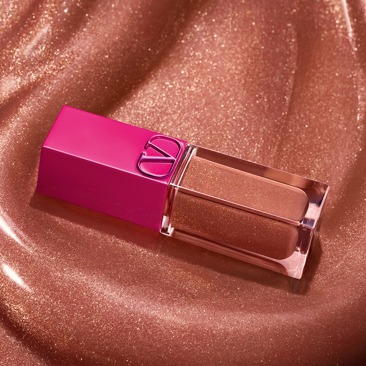 今すぐ使いたい！『ヴァレンティノ ビューティ』の新色は太陽が似合う夏映えカラー【2025夏新色】