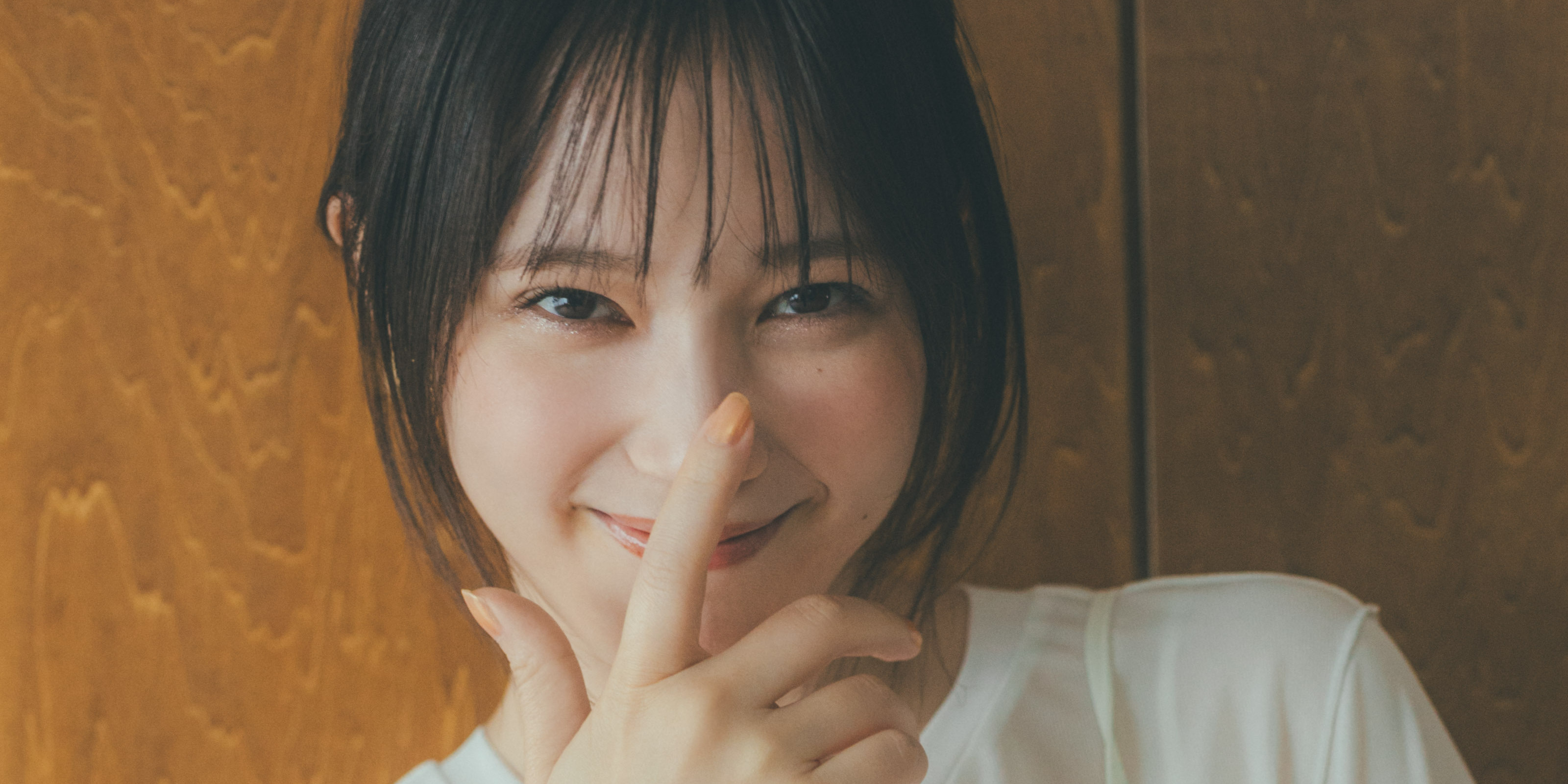 【本田 翼の通勤コーデ】デコラキャミをレイヤードするだけでワントーンコーデがぐんと華やぐ！